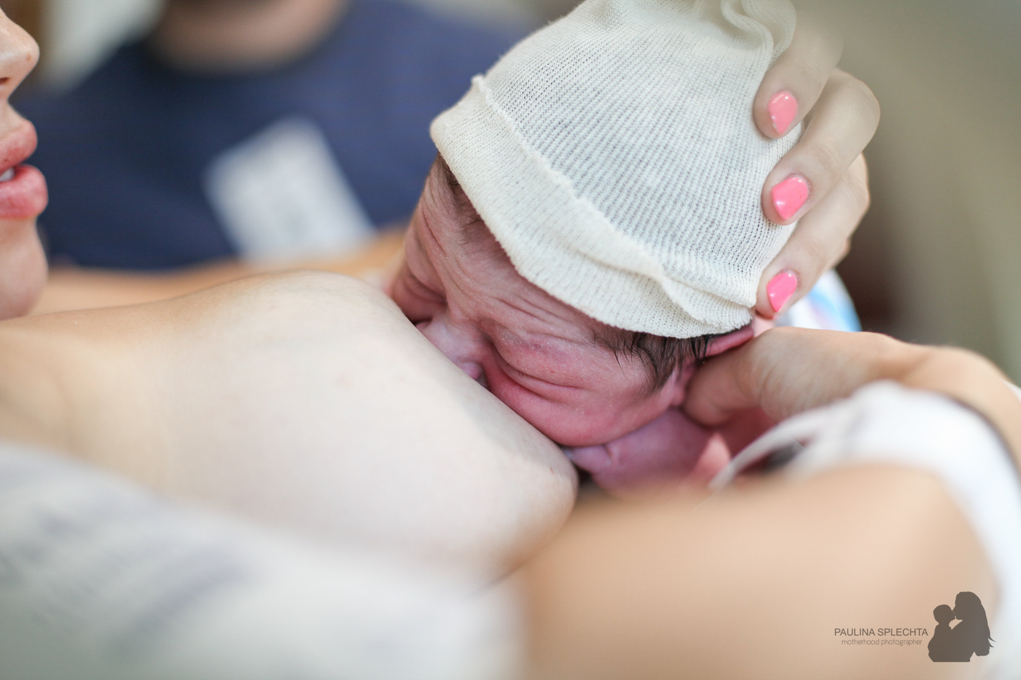 birth-center-hospital-photographer-photography-breastfeeding-south-florida-boca-regional-delray-palms-hollywood-pumping-water-natural-family-newborn-35.jpg