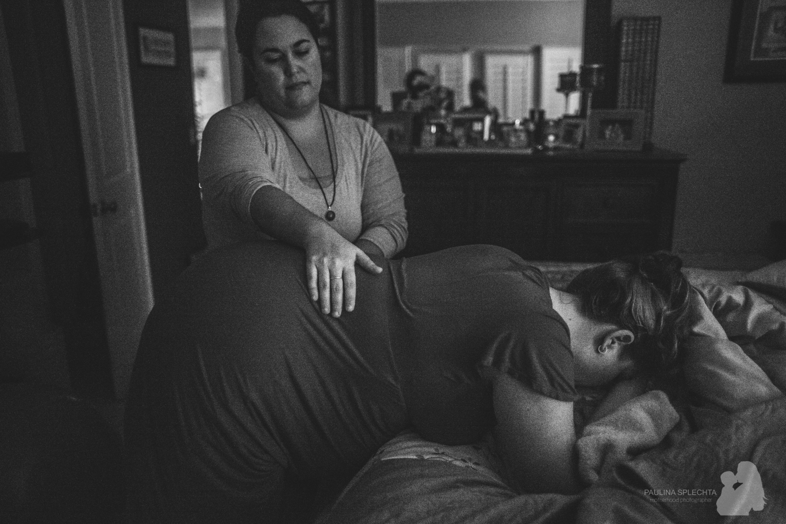 bocabirthphotographer-boca-birth-photographer-birth-center-hospital-hypnobirthing-midwife-doula-trimester-breastfeeding-florida-hollywood-delray-stop-nausea-morning-sickness-5.jpg