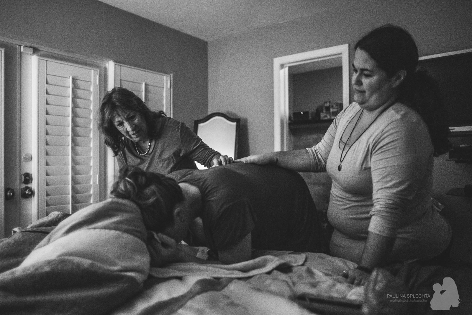 bocabirthphotographer-boca-birth-photographer-birth-center-hospital-hypnobirthing-midwife-doula-trimester-breastfeeding-florida-hollywood-delray-stop-nausea-morning-sickness-6.jpg
