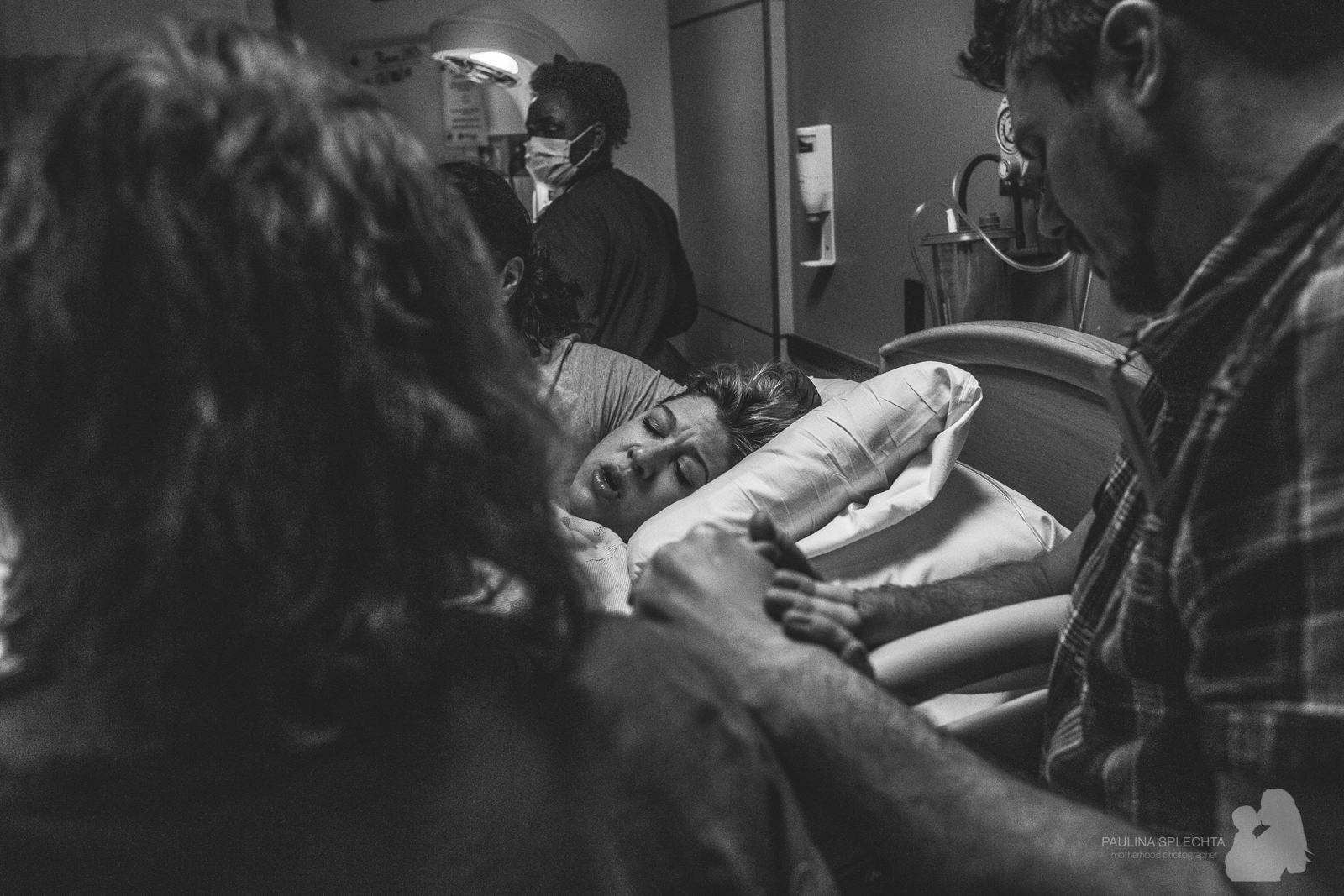 bocabirthphotographer-boca-birth-photographer-birth-center-hospital-hypnobirthing-midwife-doula-trimester-breastfeeding-florida-hollywood-delray-stop-nausea-morning-sickness-22.jpg