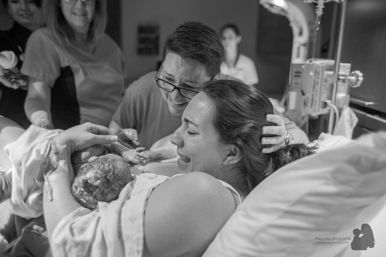 bocabirthphotographer-boca-birth-photographer-birth-center-hospital-hypnobirthing-midwife-doula-trimester-breastfeeding-florida-hollywood-delray-stop-nausea-morning-sickness-8.jpg