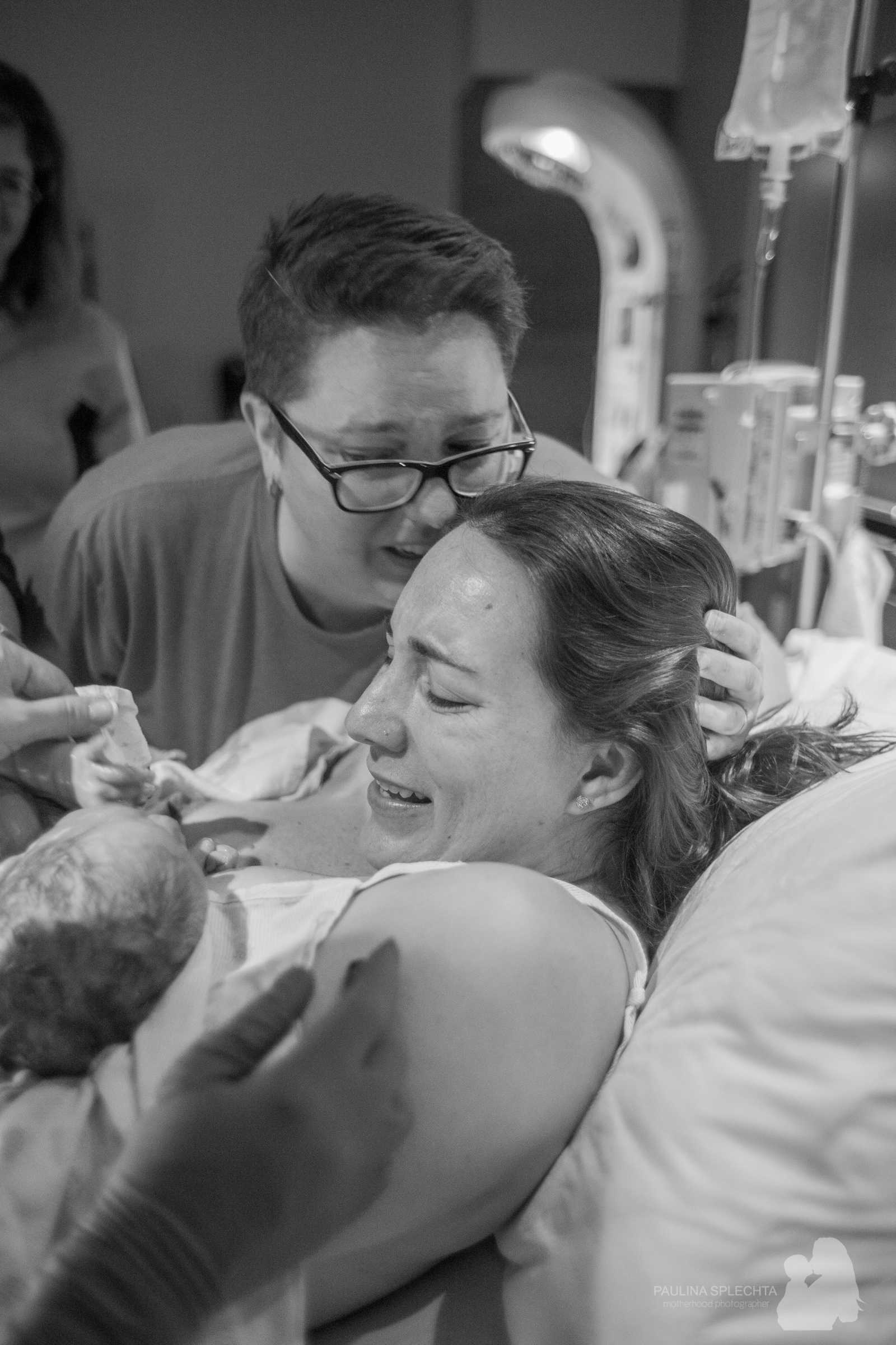 bocabirthphotographer-boca-birth-photographer-birth-center-hospital-hypnobirthing-midwife-doula-trimester-breastfeeding-florida-hollywood-delray-stop-nausea-morning-sickness-10.jpg