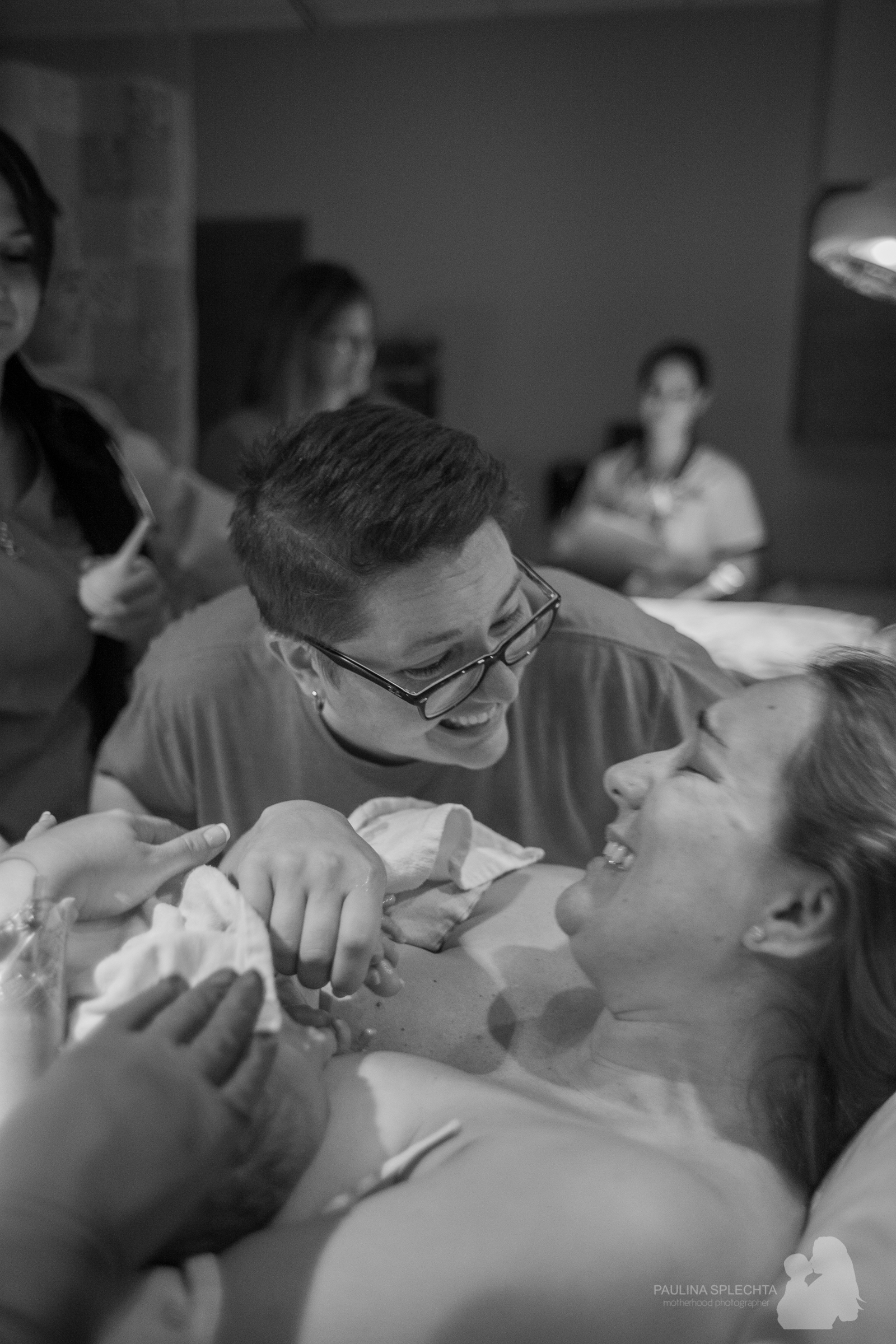bocabirthphotographer-boca-birth-photographer-birth-center-hospital-hypnobirthing-midwife-doula-trimester-breastfeeding-florida-hollywood-delray-stop-nausea-morning-sickness-14.jpg
