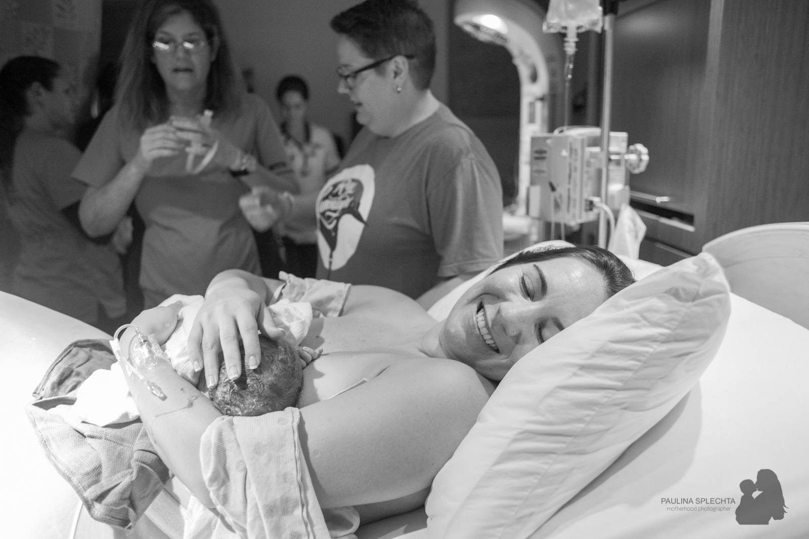 bocabirthphotographer-boca-birth-photographer-birth-center-hospital-hypnobirthing-midwife-doula-trimester-breastfeeding-florida-hollywood-delray-stop-nausea-morning-sickness-16.jpg