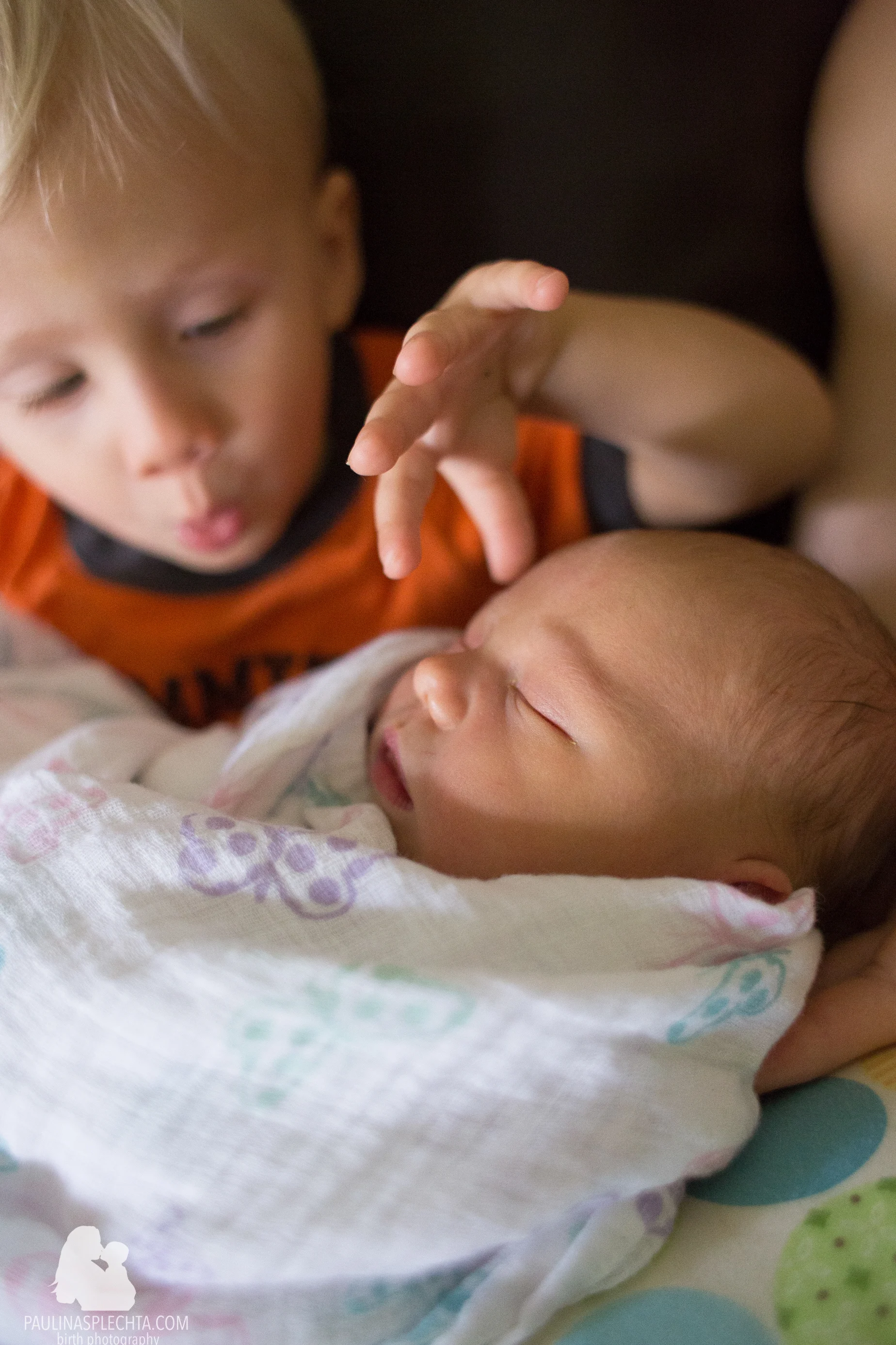 familyphotographer-babyphotographer-newbornphotographer-birth-bocaregional-ob-midwife-doula-hypnobirthing-birthphotographer-maternityphotos-bocaraton-maryharris-13.jpg