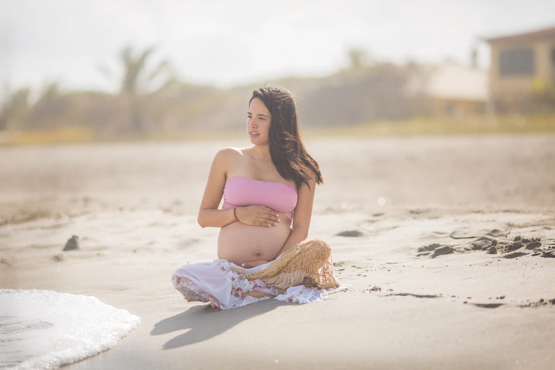 hypnobirthing-homebirth-hollywoodbirthcenter-maryharris-hallendalebirthcenter-birthphotographer-miamibirthphotographer-hollywoodbirthphotographer-bocabirthphotographer-boyntonbeach-delraybeach-maternityphotographer-maternitygown-vbac-brrh-11.jpg