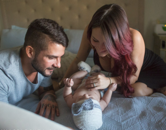 Cozy Newborn Home Lifestyle Session with a family of 6 including fur babies! 