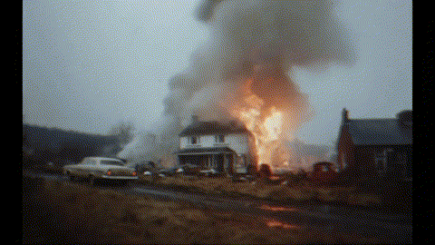 Vintage_home_footage_202512161148.gif