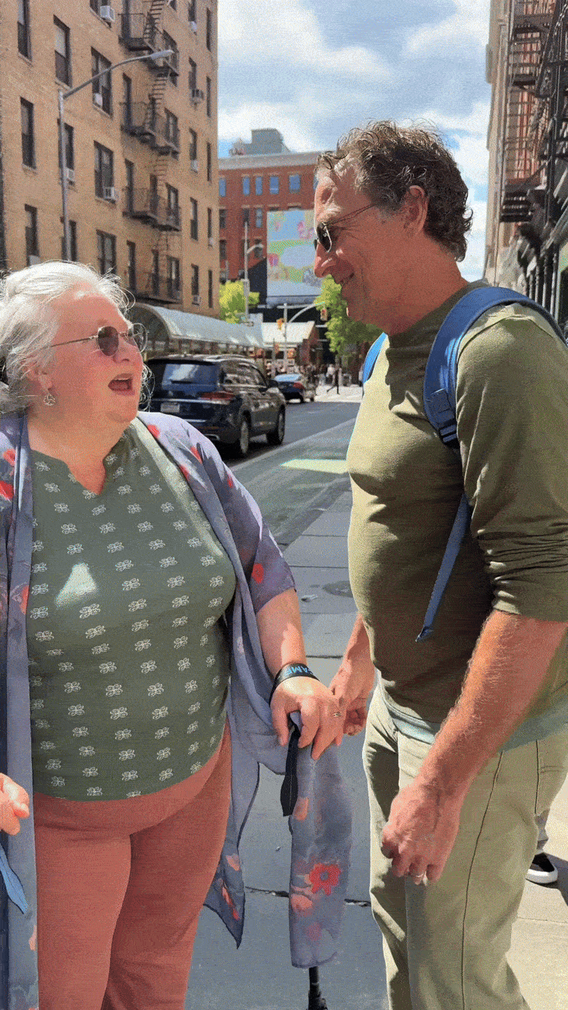 Lenovo_Etherealmoon_MeetCutes_9x16 (2).gif