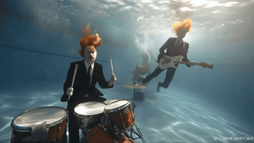 A_band_playing_202510141111 (1).gif