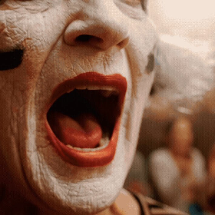 260509_KILLER BEES_6s_v7_1x1_11_Clean.gif