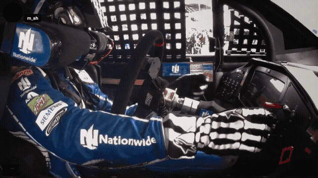 Gen-4 Turbo  685642602.gif