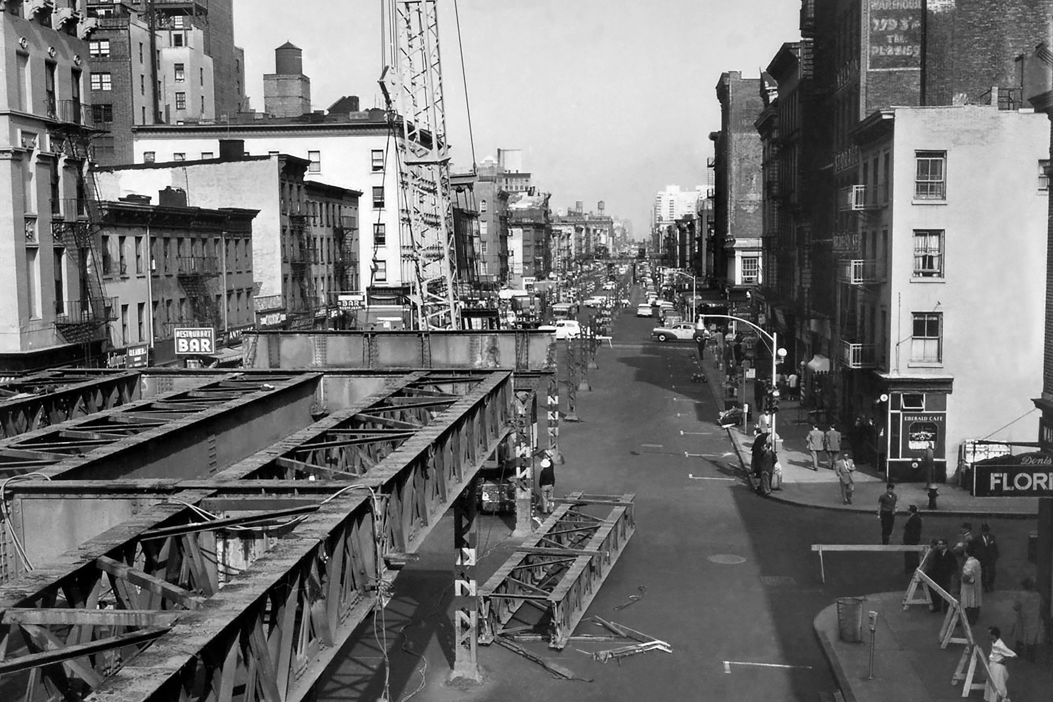 The Third Avenue elevated line was removed in the 1950s (Image: SAM FLAK/THE NEW YORK TIMES )
