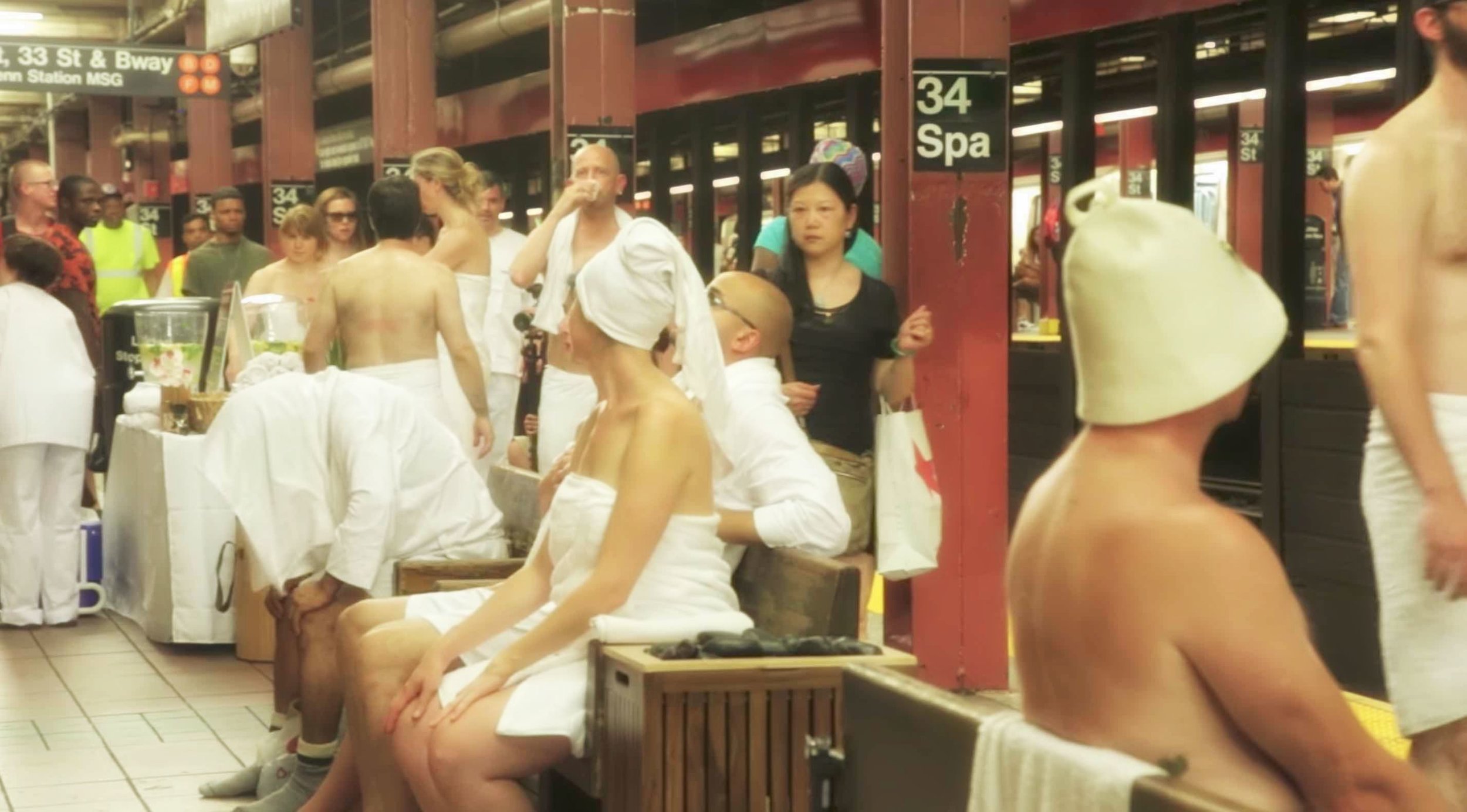 34 Street Spa – A fun way to enjoy the 95ºF / 35ºC temperature in the subway station when it's summer time
