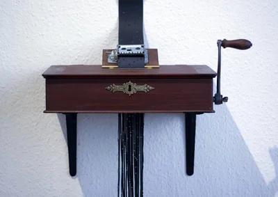 edgardo-rudnitzky-vanishingmusic-2014-wood-brass-paper-musicbox-dimensiosnvariable-courtesyoftheartist_1.jpg
