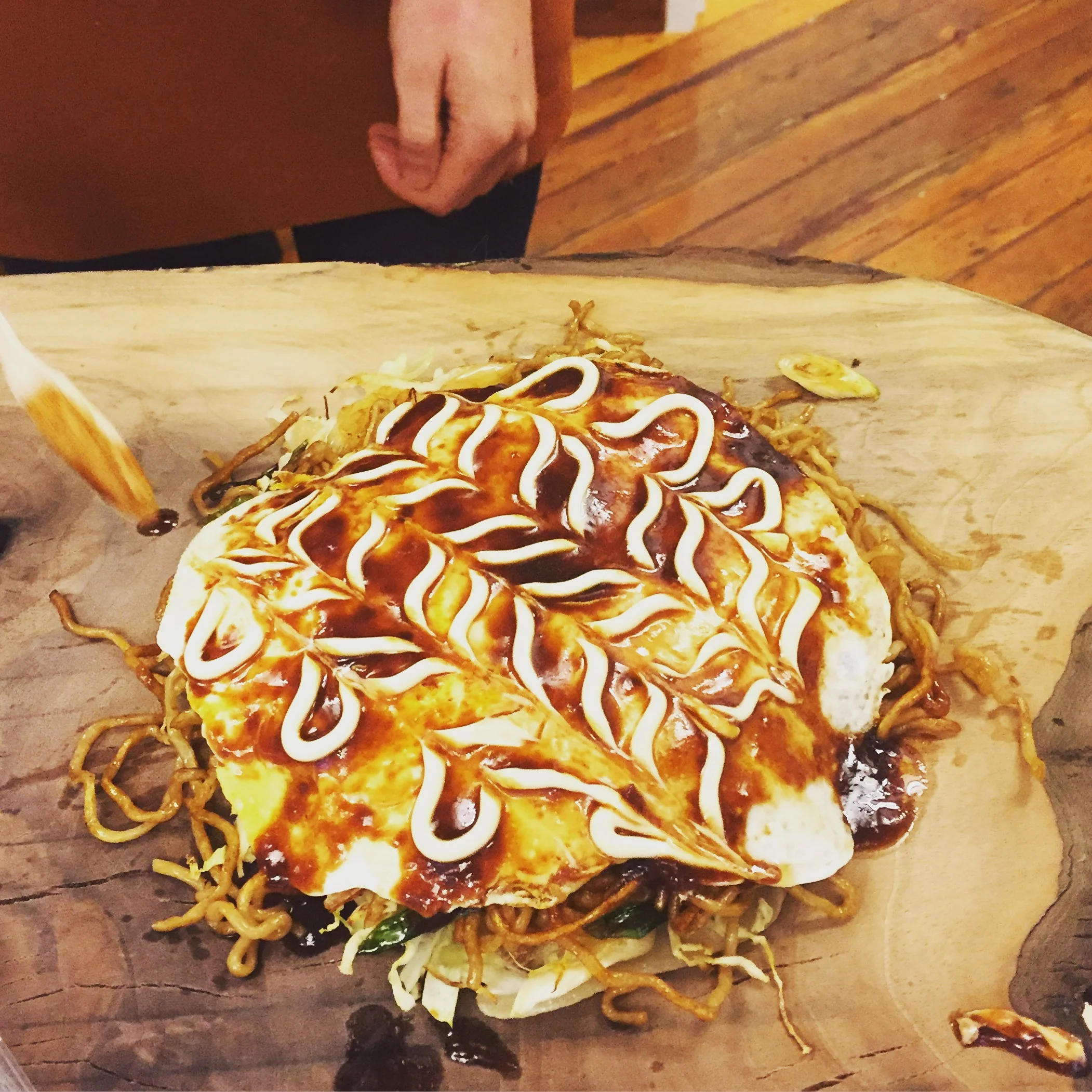 Okonomiyaki, Hiroshima-style