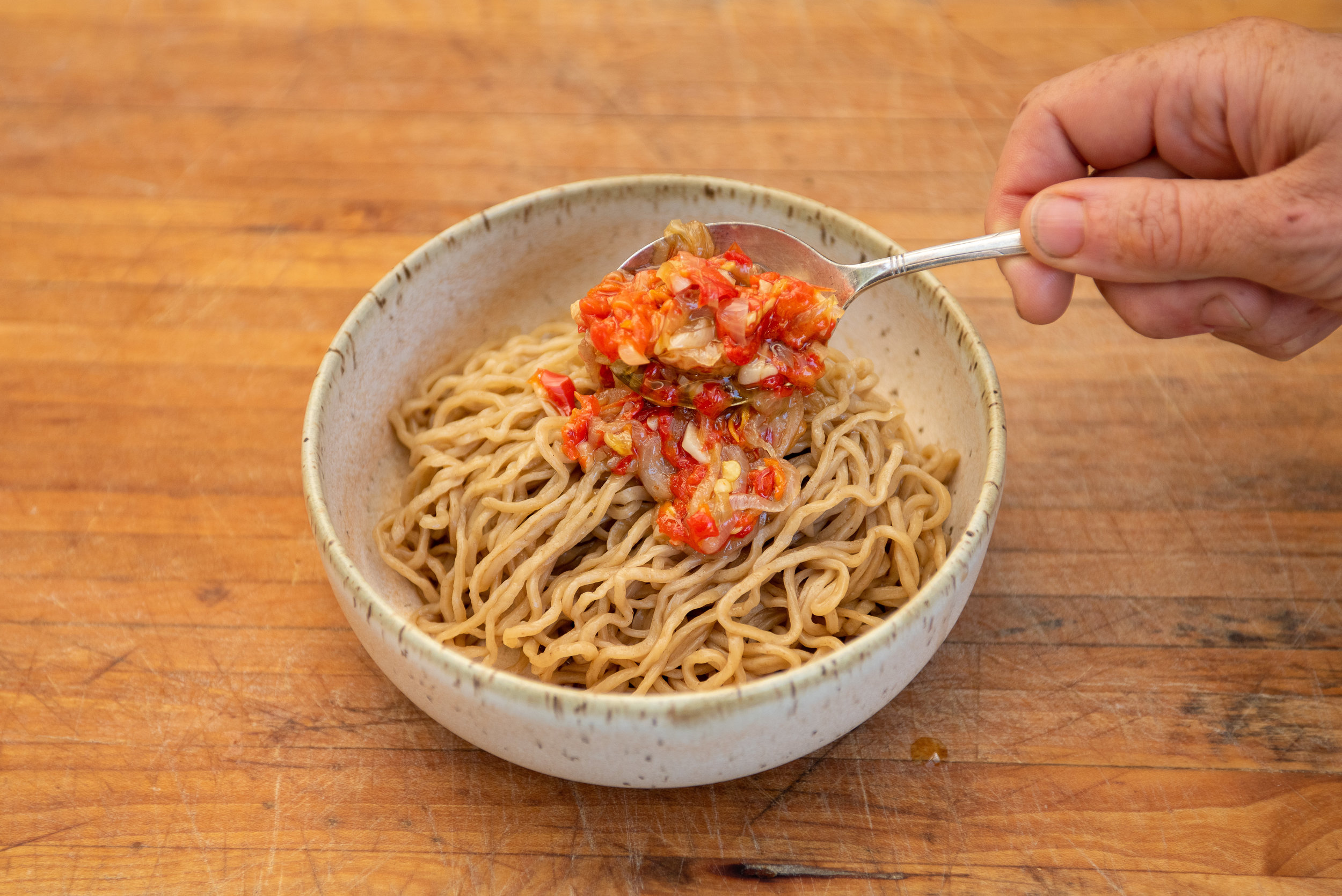 chili garlic noodles-048.jpg