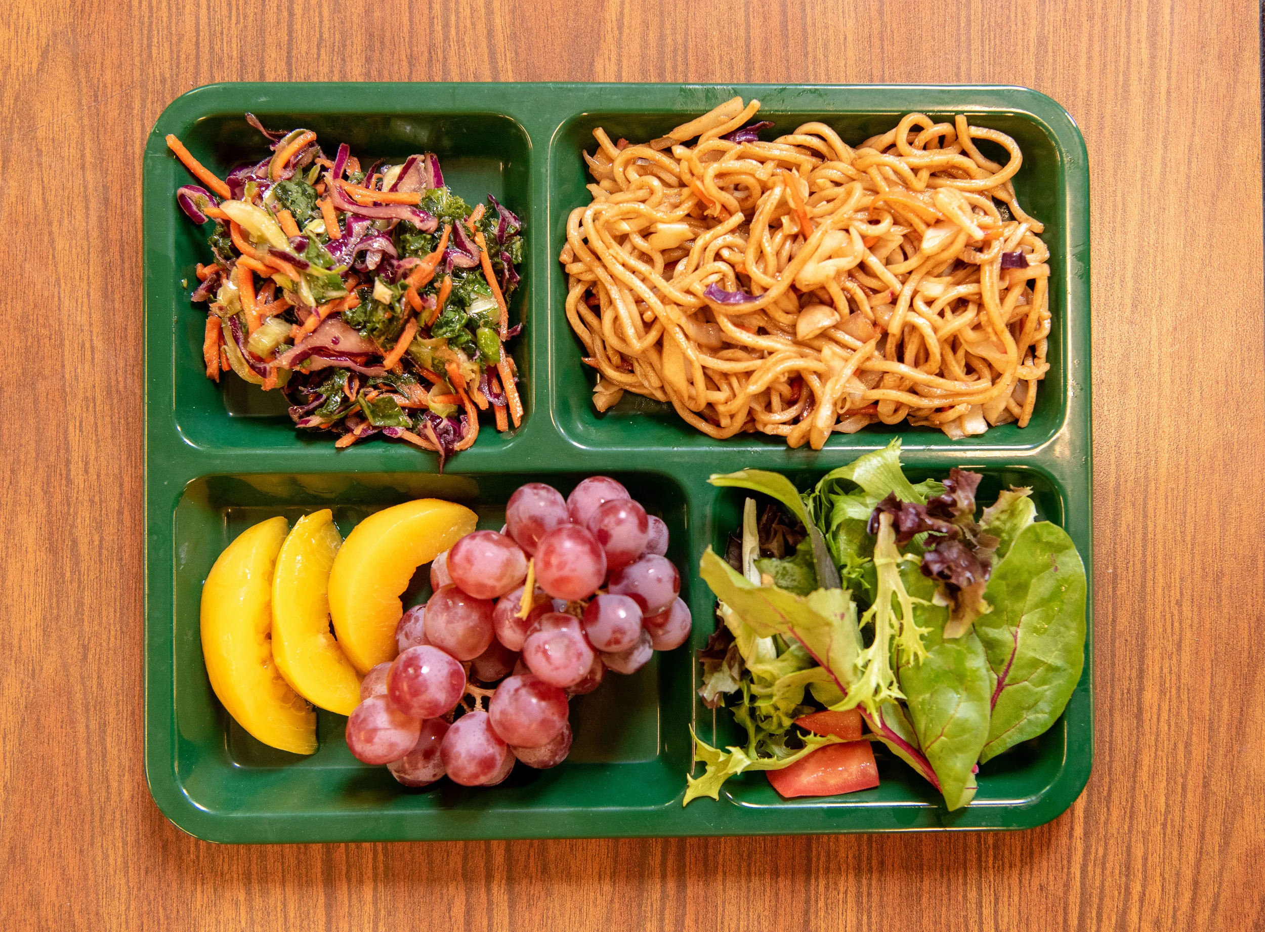 umi_school_lunch_line_0111.jpg