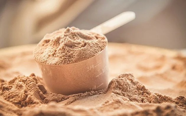 Whey-and-Casein-Why-You-Need-Both-Fast-and-Slow-Digesting-Protein-Powder.jpg