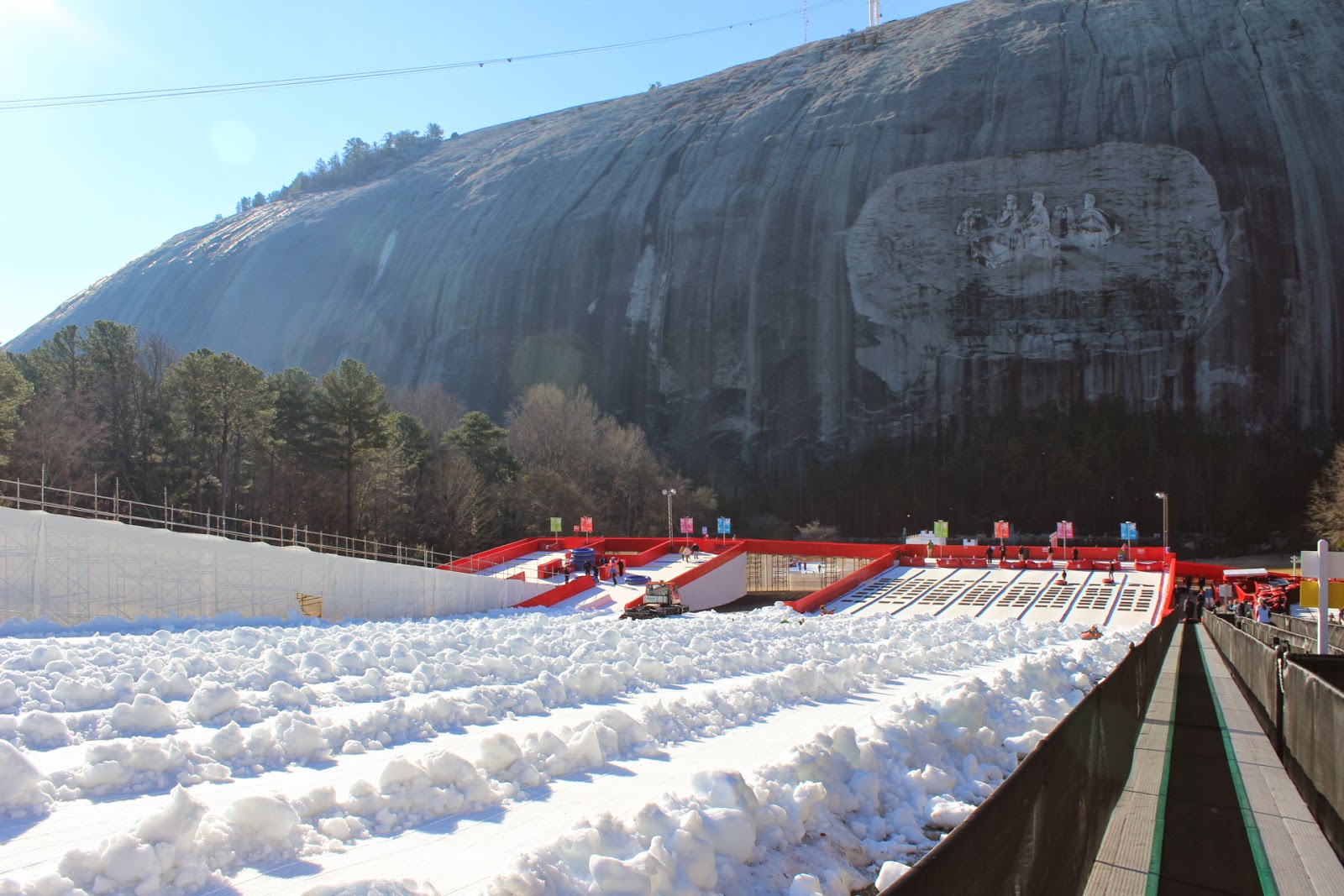 stone-mountain-snow.JPG