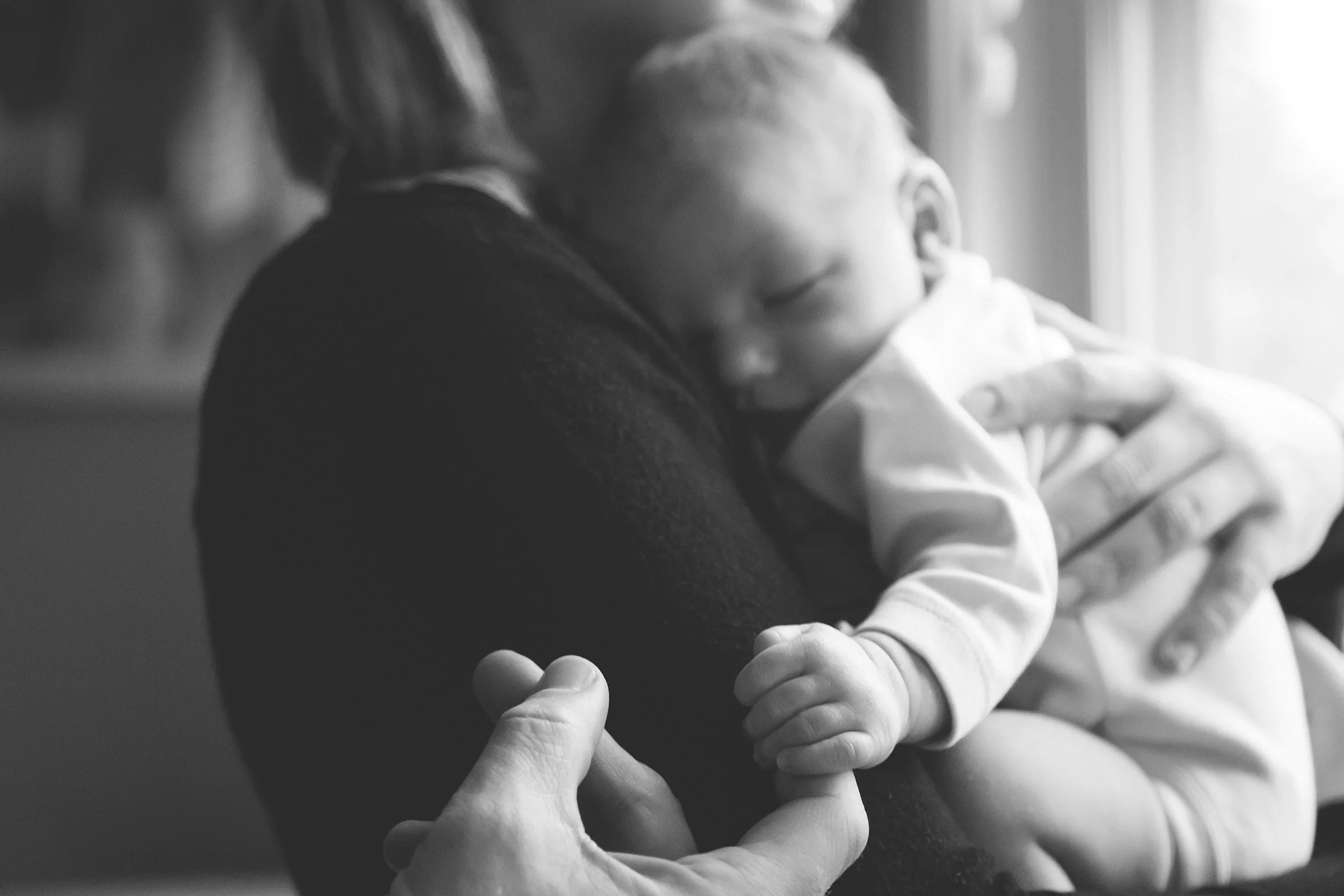 Liftstyle-Newborn-Session-Photography-Moments-by-Lauren-Hamilton-Niagara-GTA-Toronto-Oakville-Photographer-Photo-7.jpg