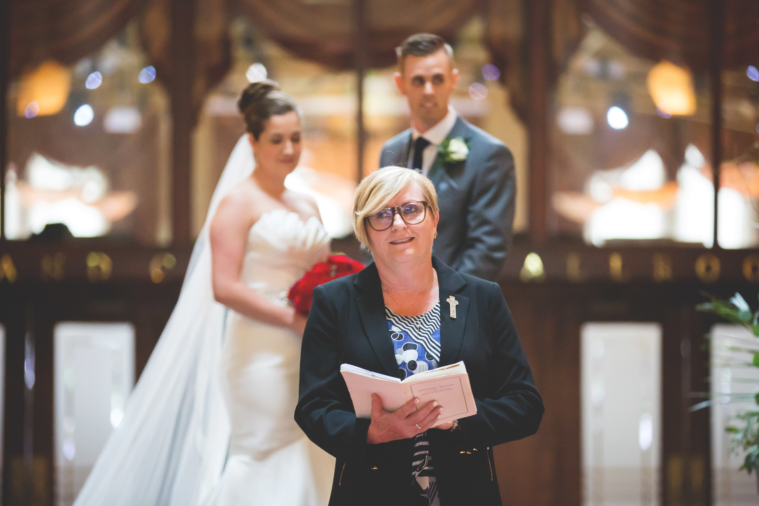 Wedding-Photography-Hamilton-Liuna-Station-Photographer-Burlington-Oakville-Niagara-Photographer-Moments-by-Lauren-Photo-Image-37.jpg