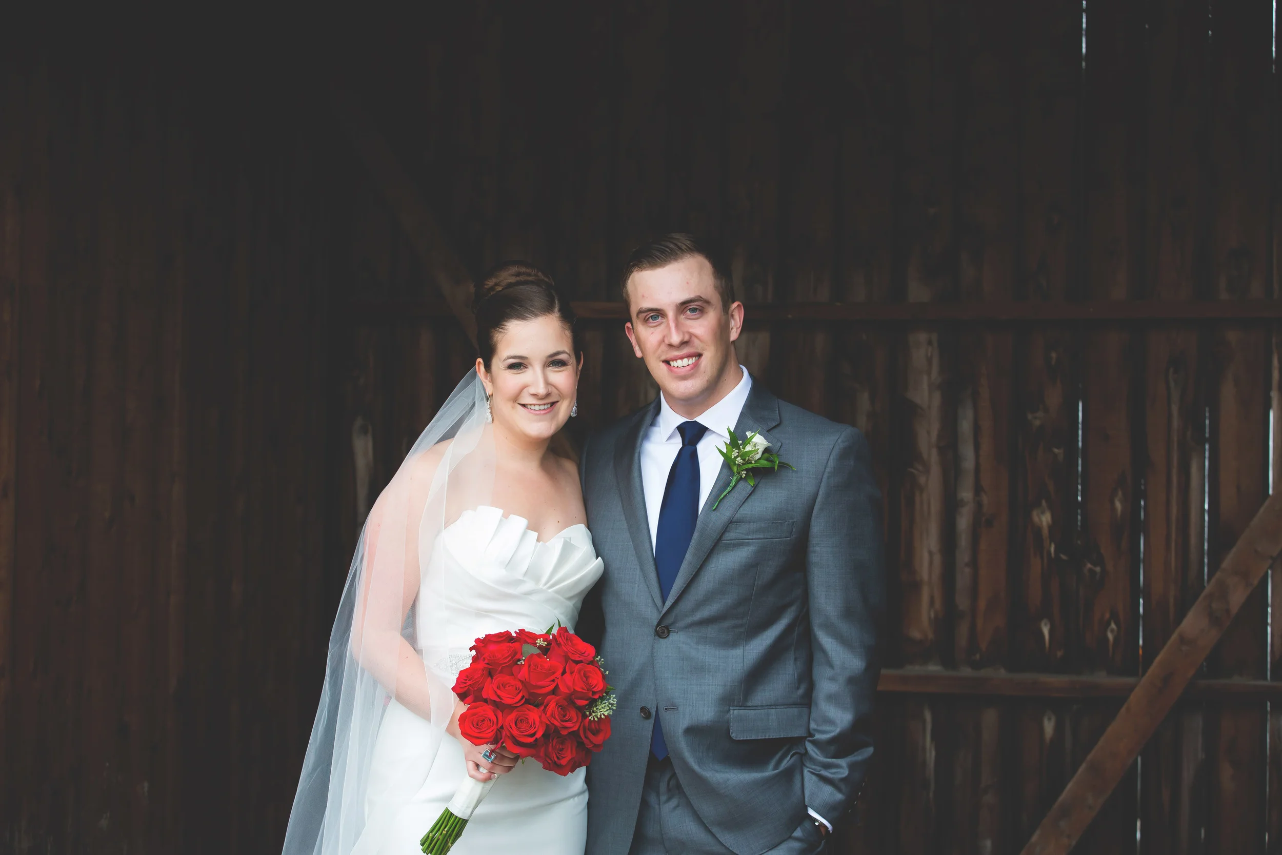 Wedding-Photography-Hamilton-Liuna-Station-Photographer-Burlington-Oakville-Niagara-Photographer-Moments-by-Lauren-Photo-Image-43.jpg