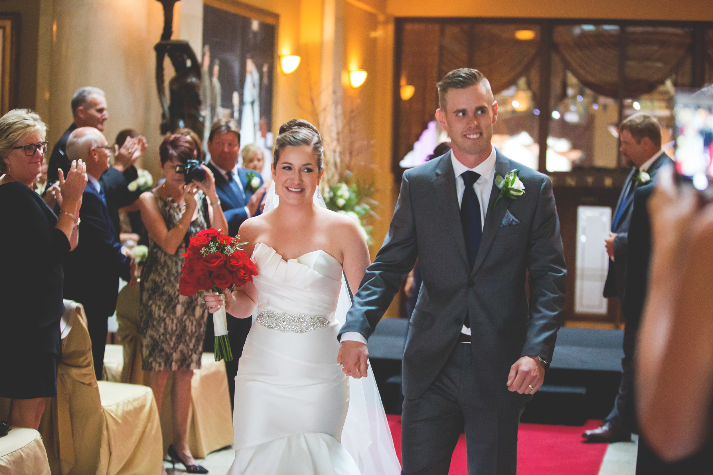 Wedding-Photography-Hamilton-Liuna-Station-Photographer-Burlington-Oakville-Niagara-Photographer-Moments-by-Lauren-Photo-Image-42.jpg
