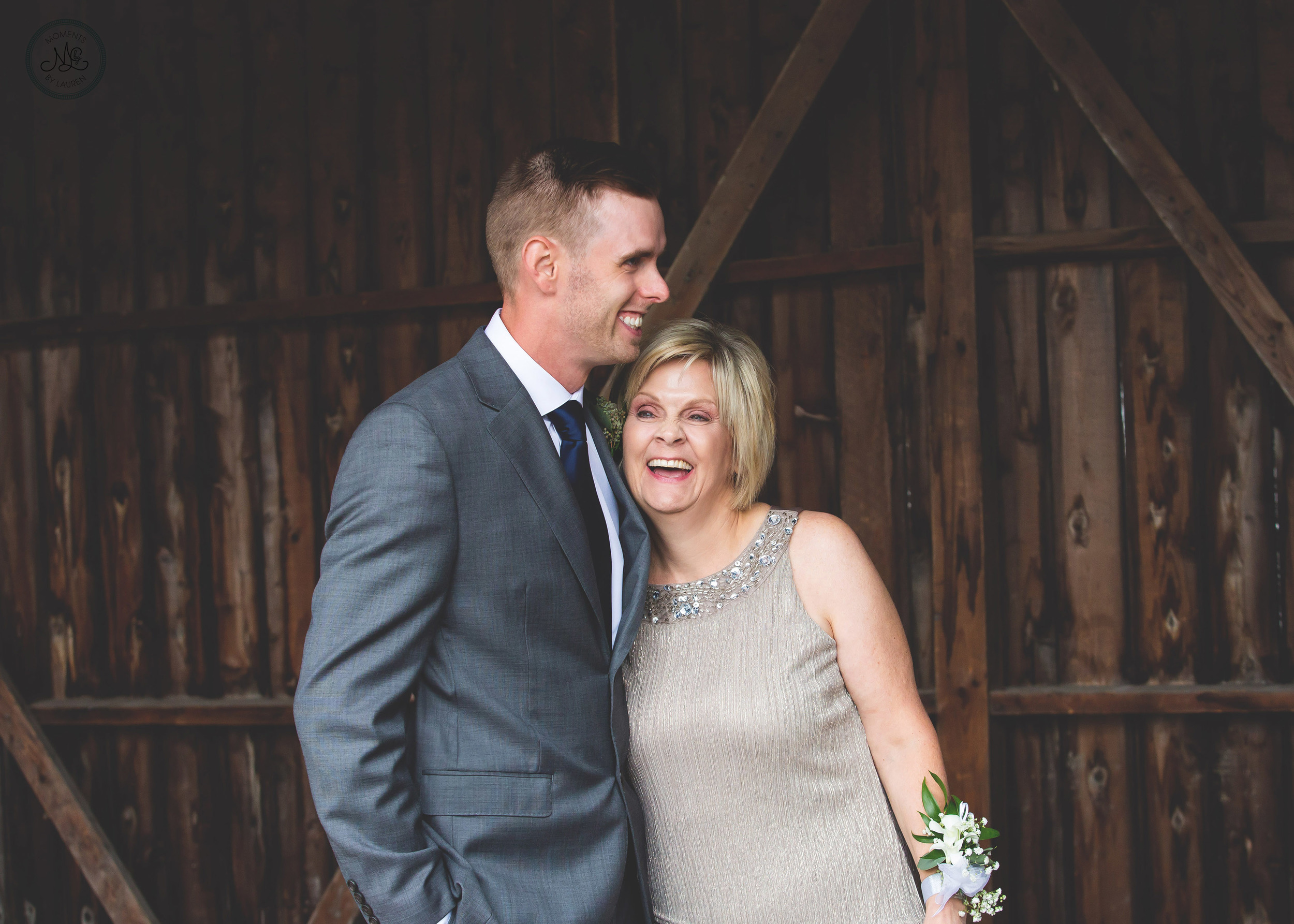 Wedding-Photography-Hamilton-Liuna-Station-Photographer-Burlington-Oakville-Niagara-Photographer-Moments-by-Lauren-Photo-Image-48.jpg