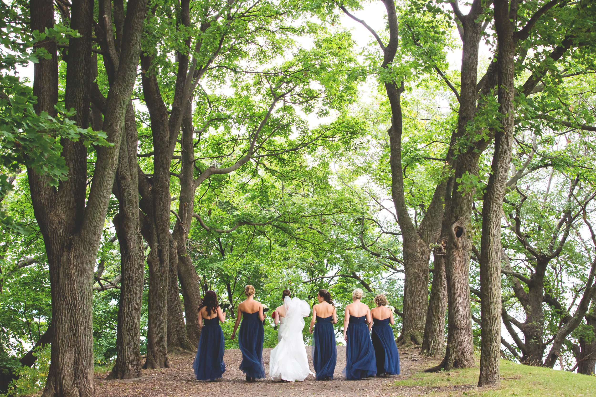 Wedding-Photography-Hamilton-Liuna-Station-Photographer-Burlington-Oakville-Niagara-Photographer-Moments-by-Lauren-Photo-Image-58.jpg