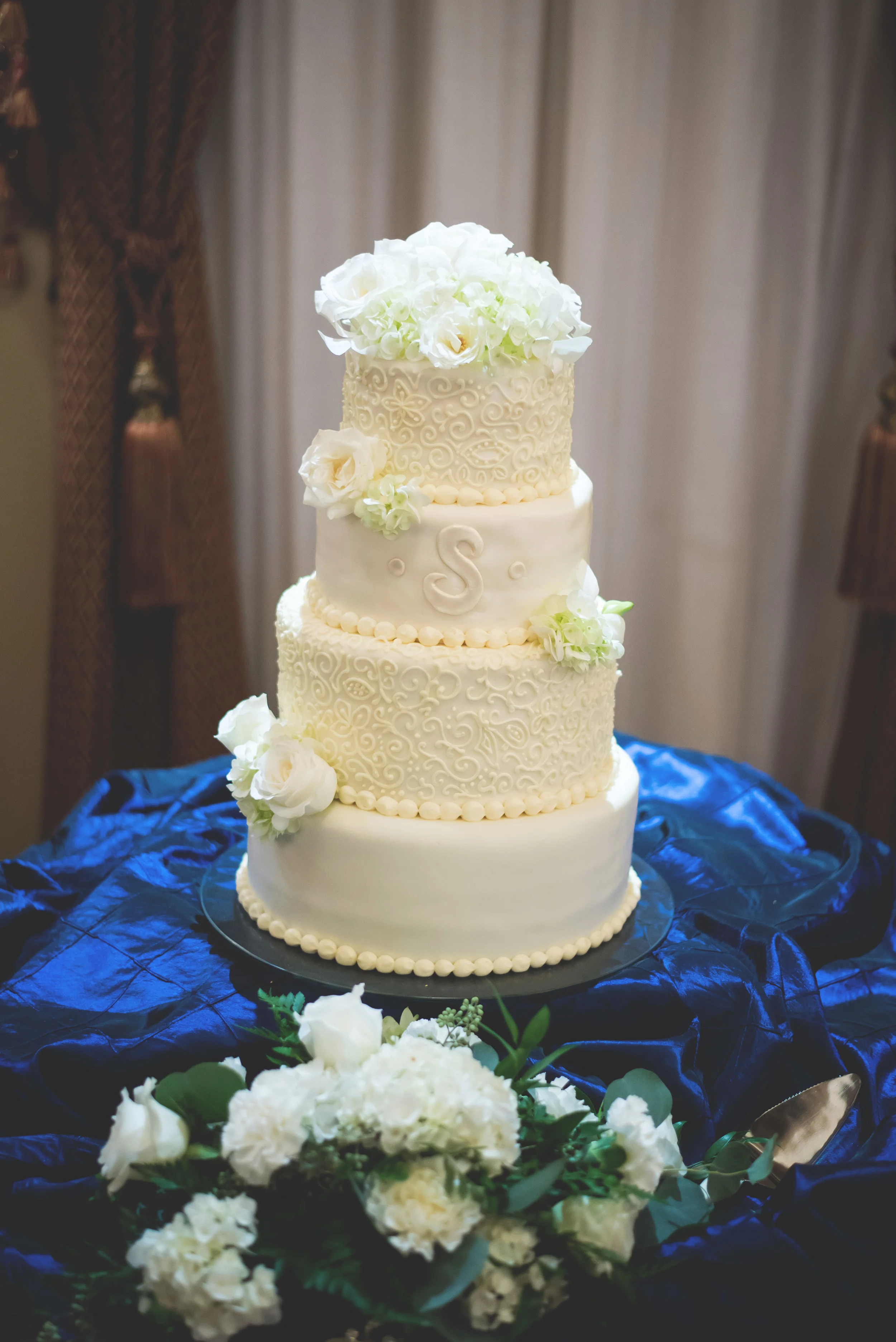 Wedding-Photography-Hamilton-Liuna-Station-Photographer-Burlington-Oakville-Niagara-Photographer-Moments-by-Lauren-Photo-Image-79.jpg