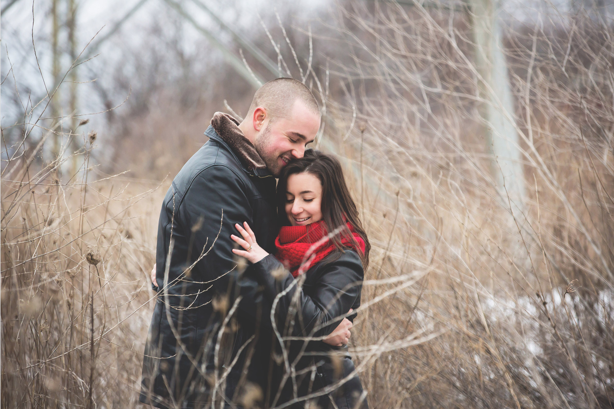 Engagement-Photos-Hamilton-Niagara-Toronto-Burlington-Oakville-Photographer-Engaged-Ring-Photography-Dog-Winter-Moments-by-Lauren-Image-1.png