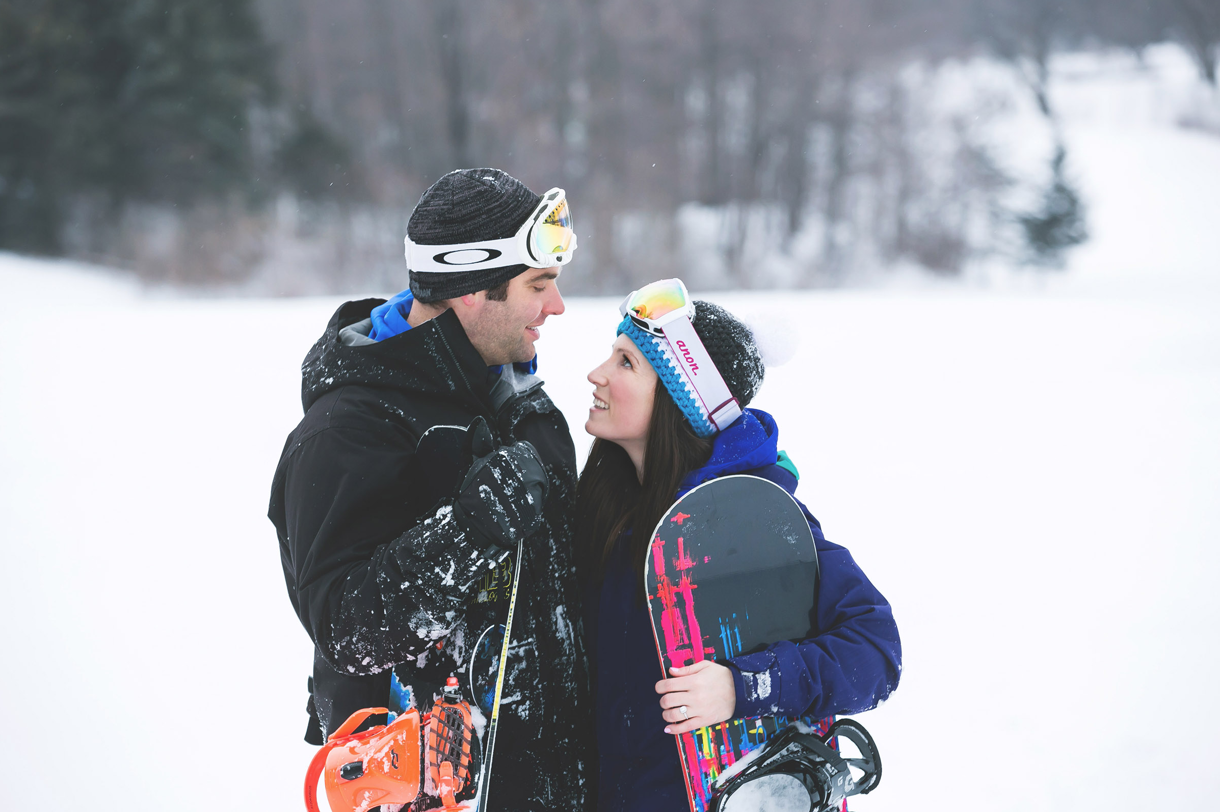 Engagement-Photos-Hamilton-Niagara-Toronto-Burlington-Oakville-Photographer-Engaged-Ring-Photography-Snowboarding-Winter-Moments-by-Lauren-Image-22.png