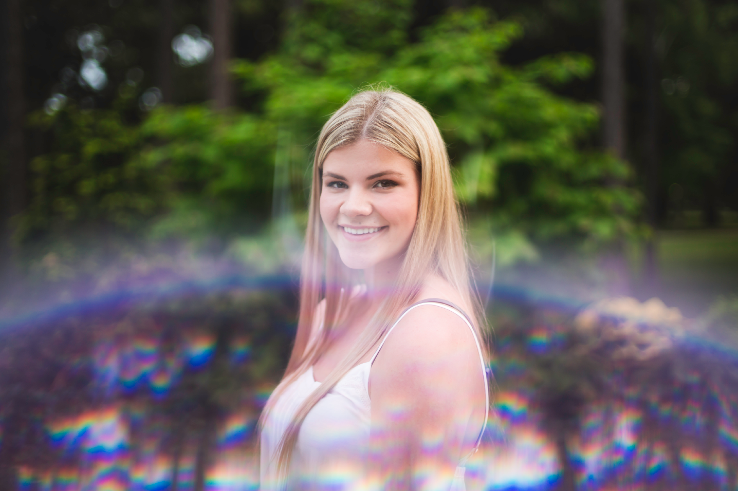 Hamilton-Portrait-Photographer-Senior-Portraits-Highschool-Graduation-Moments-by-Lauren-Photography-Burlington-Oakville-Toronto-Niagara-Photographer-Image-1.png