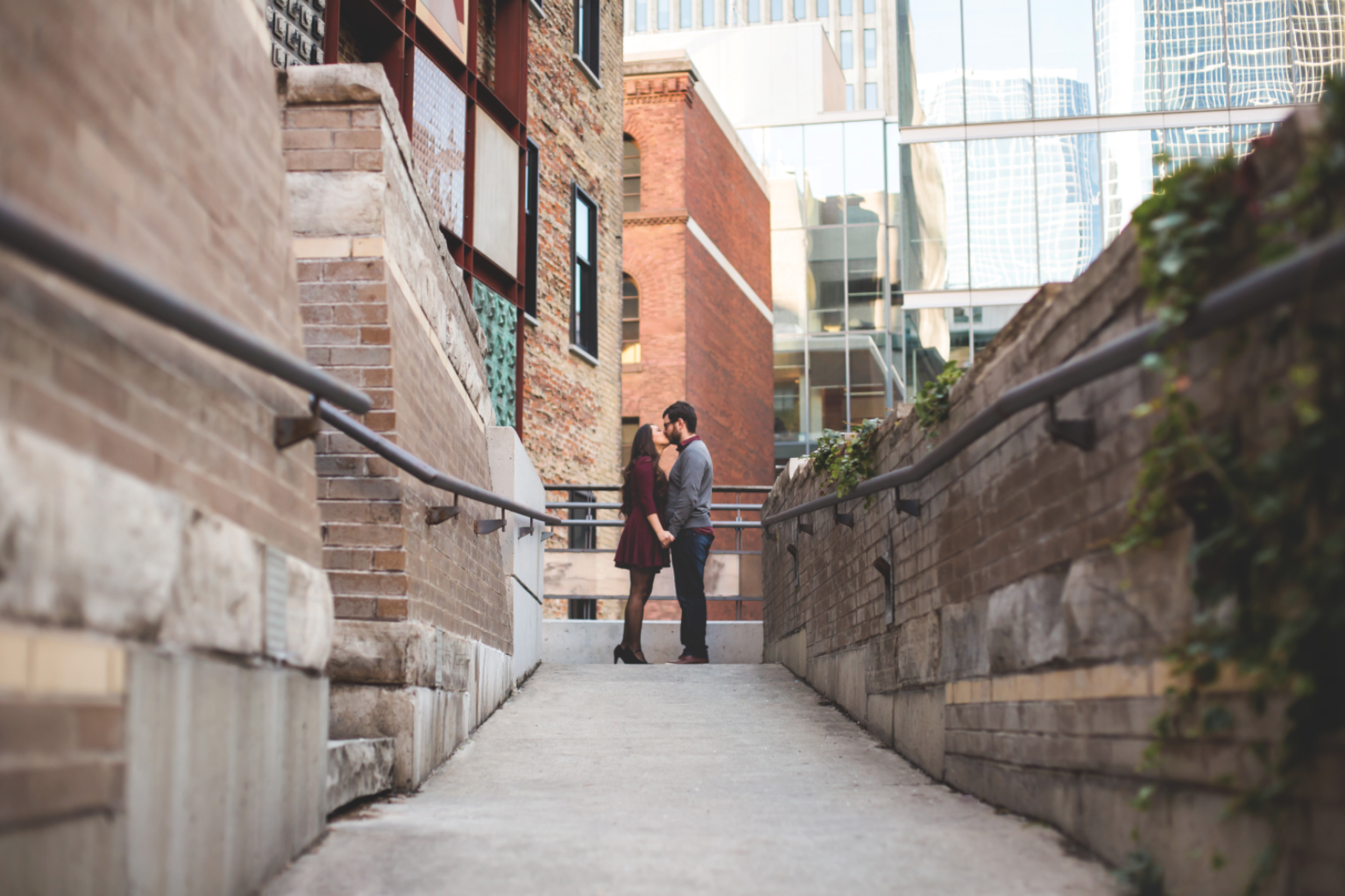 Engagement-Session-Hamilton-Burlington-Oakville-Niagara-Toronto-Wedding-Photographer-Engaged-Photography-Urban-Engaged-Downtown-Golden-Hour-Moments-by-Lauren-Photo-Image-8.png