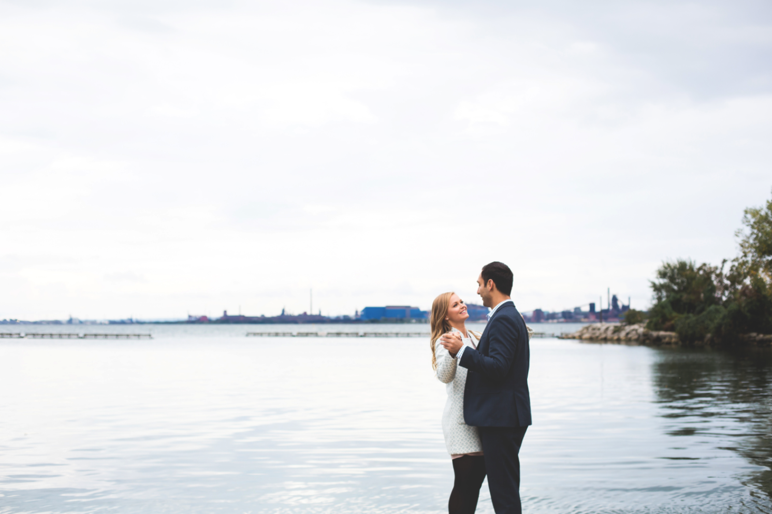 Engagement-Session-Hamilton-Burlington-Oakville-Niagara-Toronto-Wedding-Photographer-Engaged-Photography-Waterfront-Engaged-Golden-Hour-Moments-by-Lauren-Photo-Image-3.png