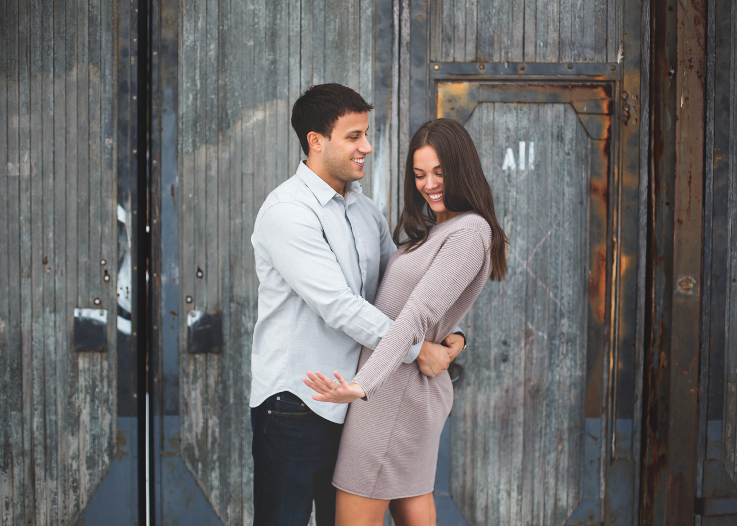 Engagement-Session-Downtown-Toronto-Hamilton-Burlington-Oakville-Niagara-Wedding-Photographer-Engaged-Photography-Artscape-Wynchwood-Barn-Urban-HamOnt-Engaged-Moments-by-Lauren-Photo-Image-19.png