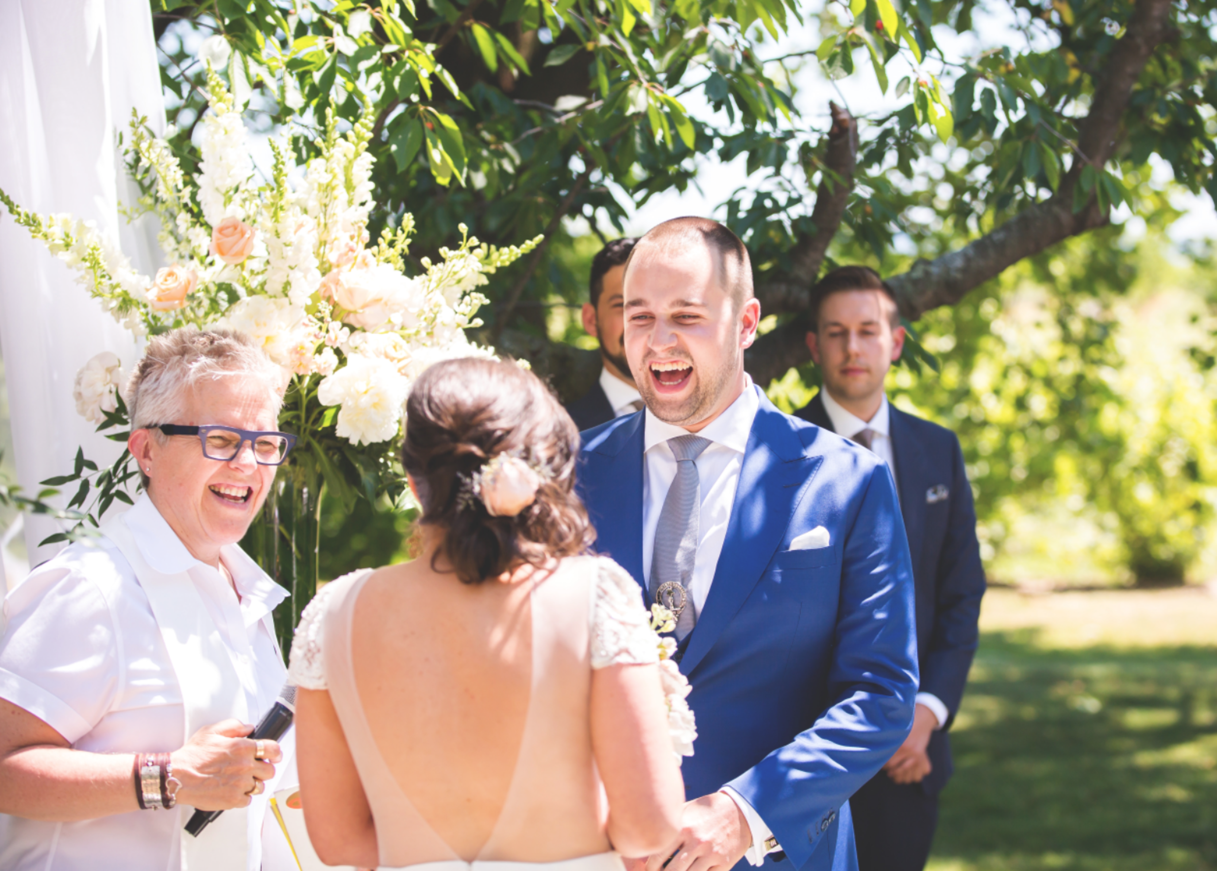Wedding-Kurtz-Orchard-Market-Niagara-On-The-Lake-Toronto-Hamilton-Burlington-Oakville-Niagara-Wedding-Photographer-Photography-Moments-by-Lauren-Photo-Image-32.png