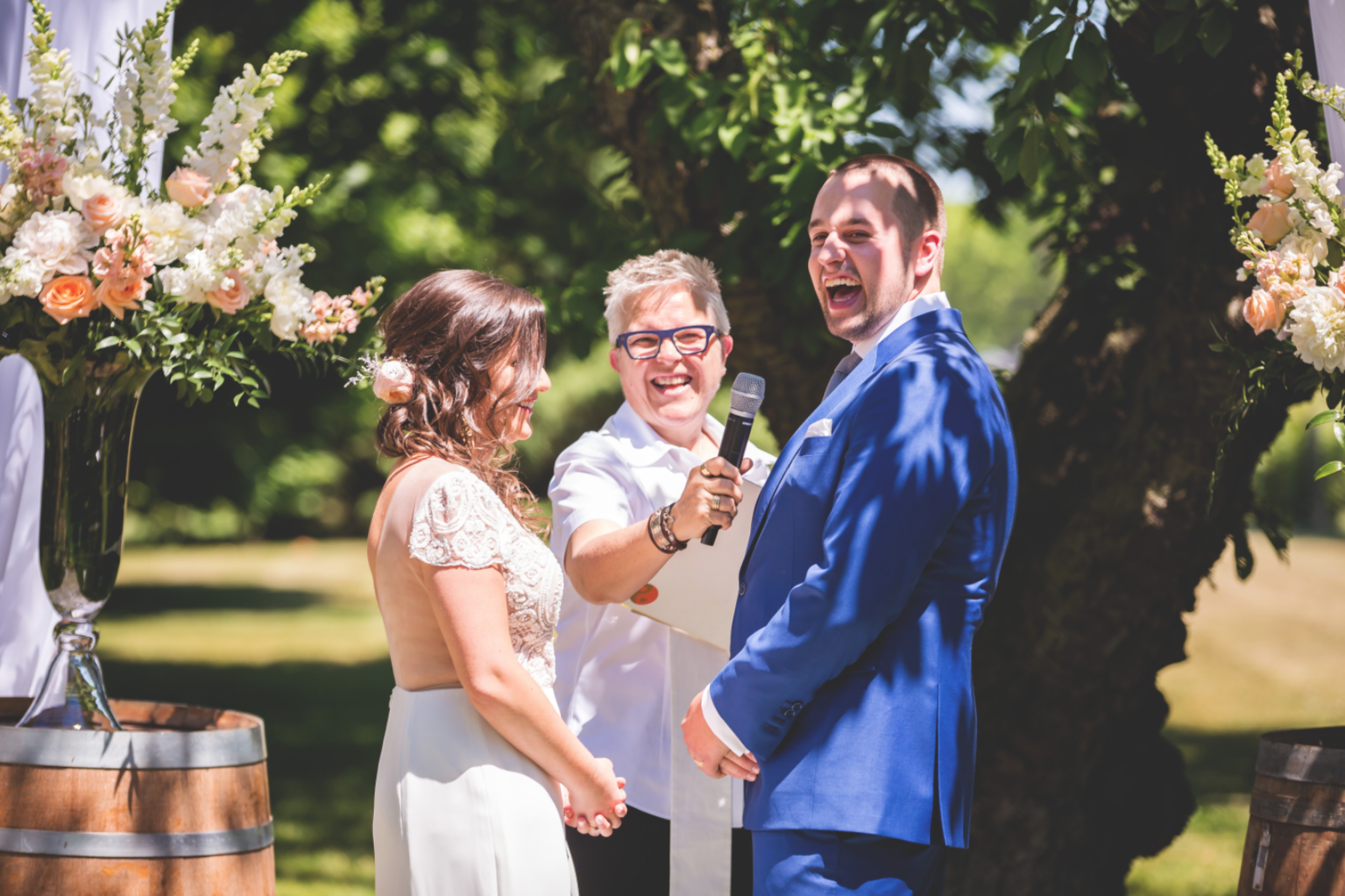 Wedding-Kurtz-Orchard-Market-Niagara-On-The-Lake-Toronto-Hamilton-Burlington-Oakville-Niagara-Wedding-Photographer-Photography-Moments-by-Lauren-Photo-Image-33.png