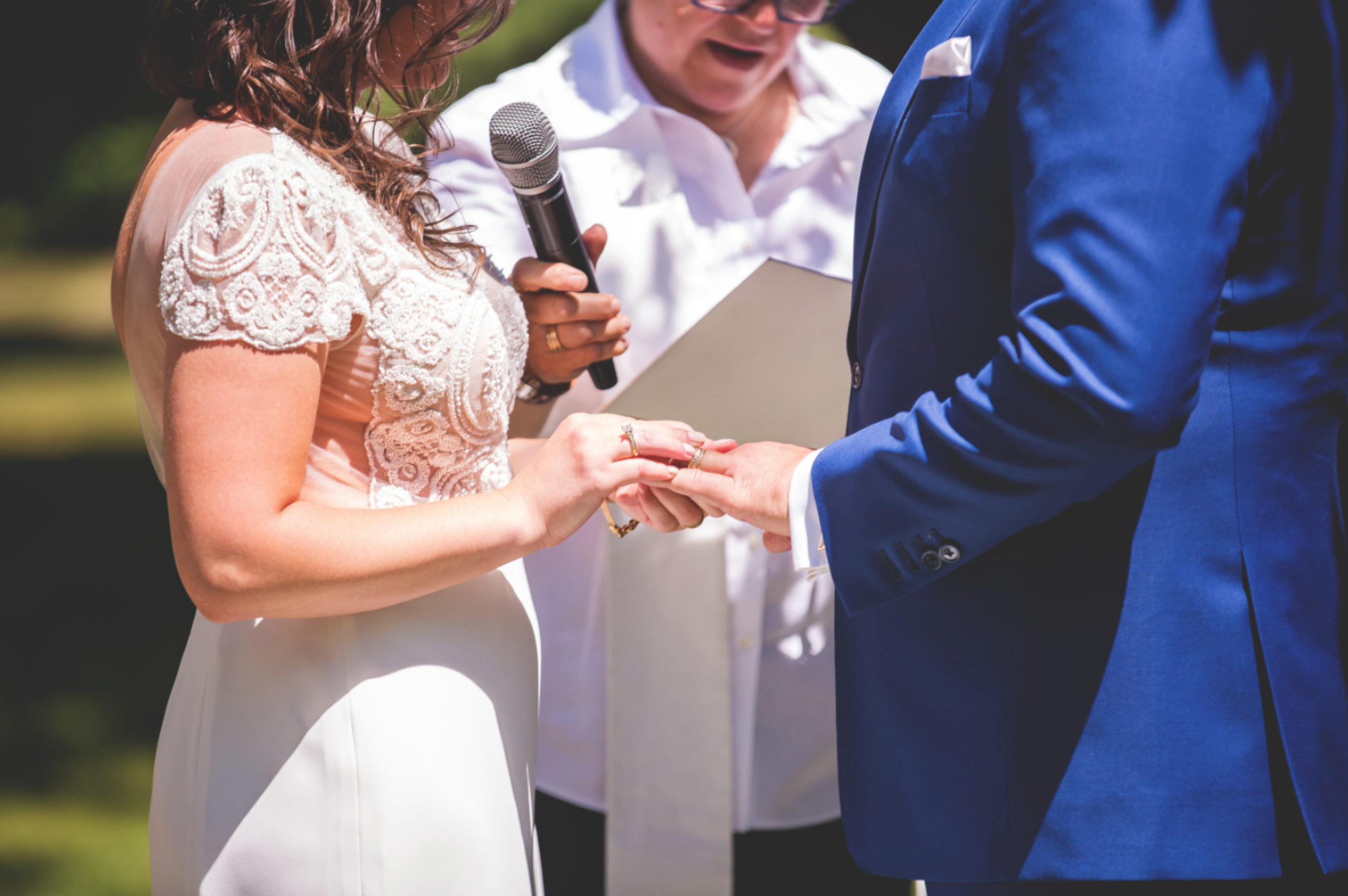 Wedding-Kurtz-Orchard-Market-Niagara-On-The-Lake-Toronto-Hamilton-Burlington-Oakville-Niagara-Wedding-Photographer-Photography-Moments-by-Lauren-Photo-Image-35.png