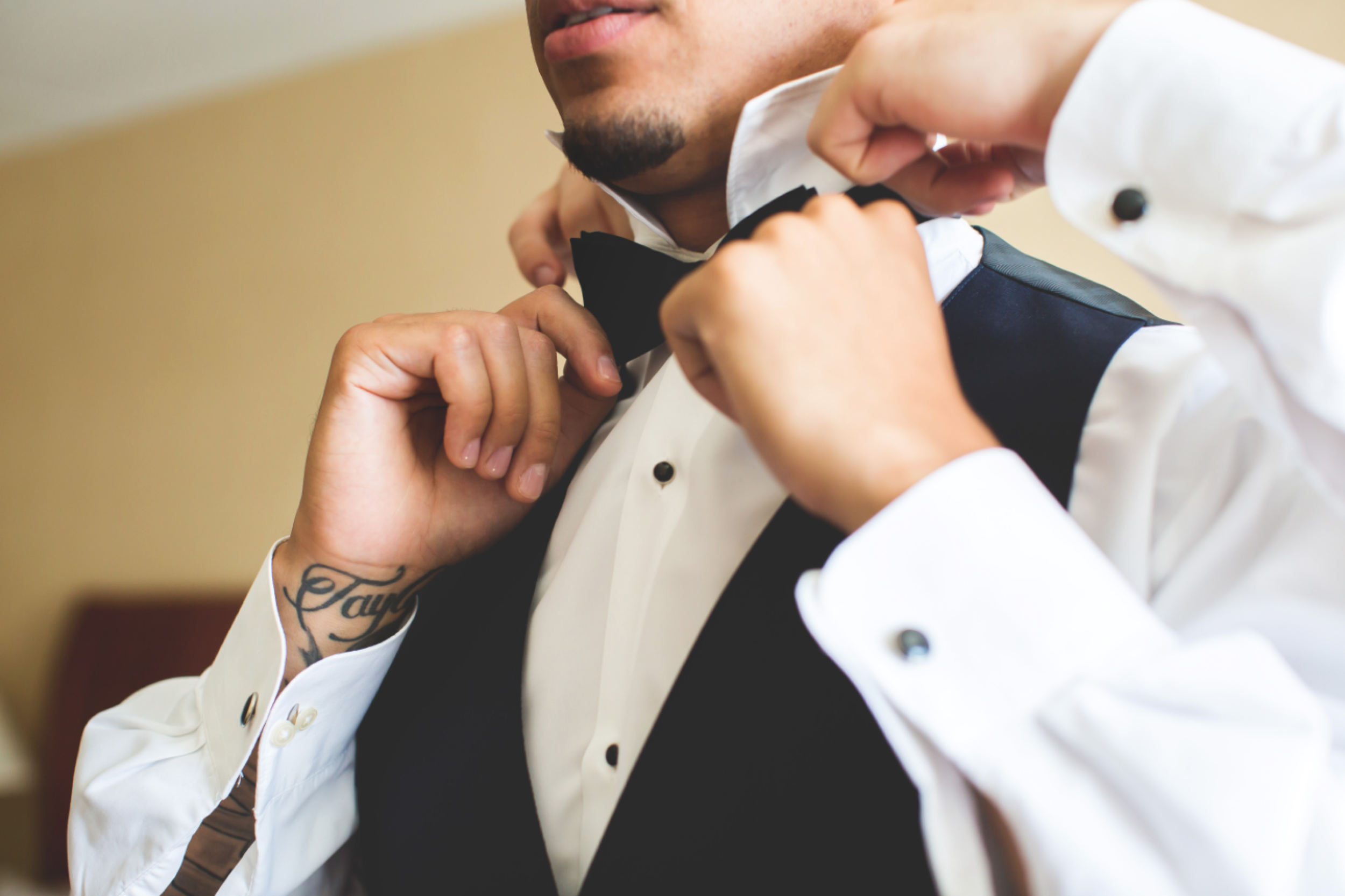Wedding-Burlington-Convention-Center-Burlington-Oakville-Toronto-Hamilton-Niagara-Wedding-Photographer-Photography-Moments-by-Lauren-Photo-Image-13.png