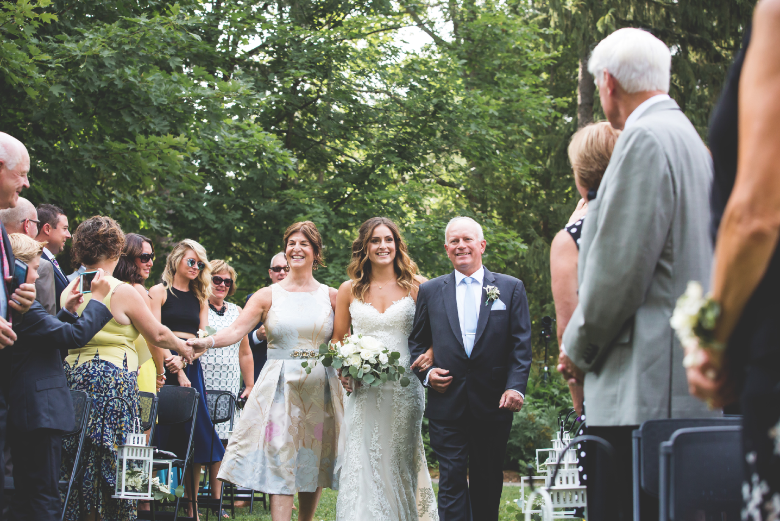 Wedding-Photos-Muskoka-Clevelands-House-Photographer-Wedding-Hamilton-GTA-Niagara-Oakville-Moments-by-Lauren-Photography-Photo-Image-50.png