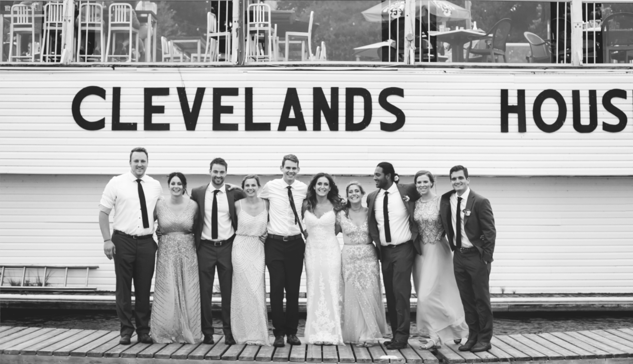 Wedding-Photos-Muskoka-Clevelands-House-Photographer-Wedding-Hamilton-GTA-Niagara-Oakville-Moments-by-Lauren-Photography-Photo-Image-93.png