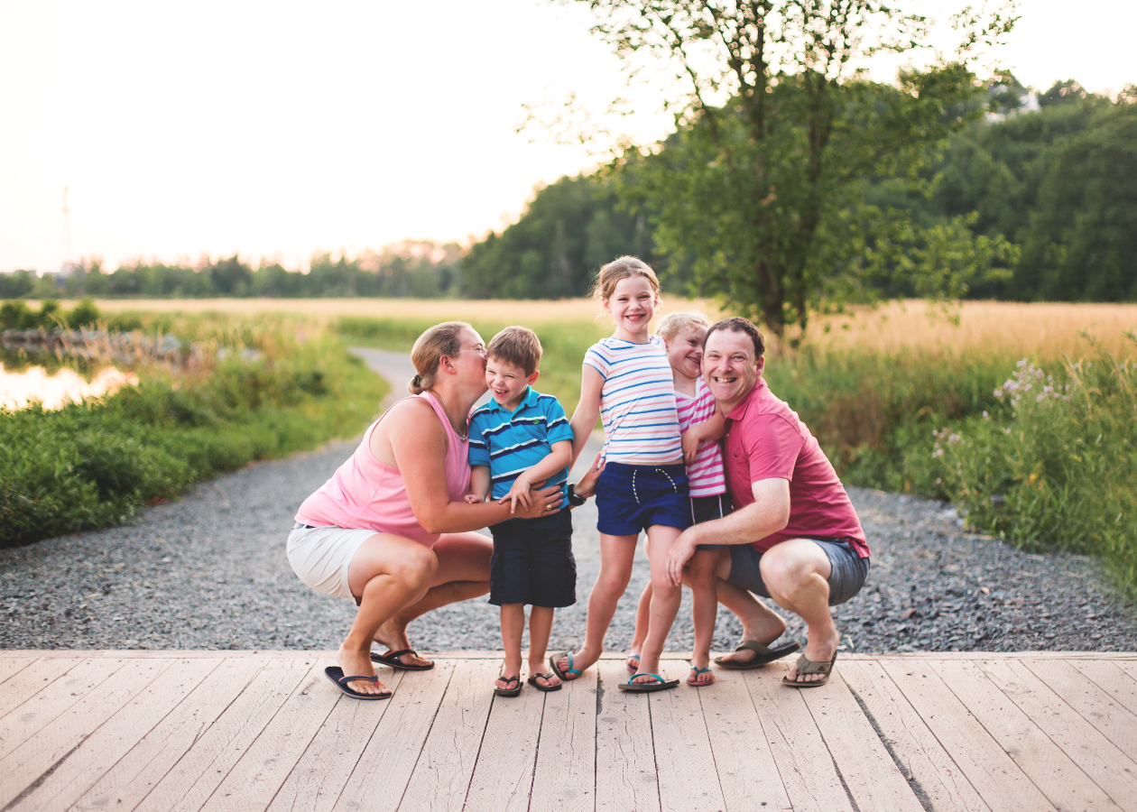 Hamilton-Toronto-Burlington-Oakville-welland-Niagara-Cambridge-Dundas-Ontario-Family-photographer-photography-Moments-by-Lauren-Nova-Scotia-Antigonish-Lifestyle-Session-Image-Photo-11.png