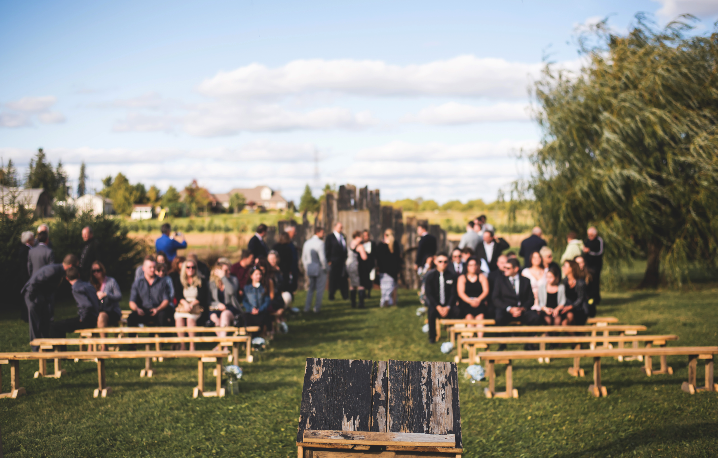Wedding-Photos-Mount-Pleasant-Farm-Photographer-Wedding-Hamilton-GTA-Niagara-Oakville-Toronto-Moments-by-Lauren-Photography-Photo-Image-1.png
