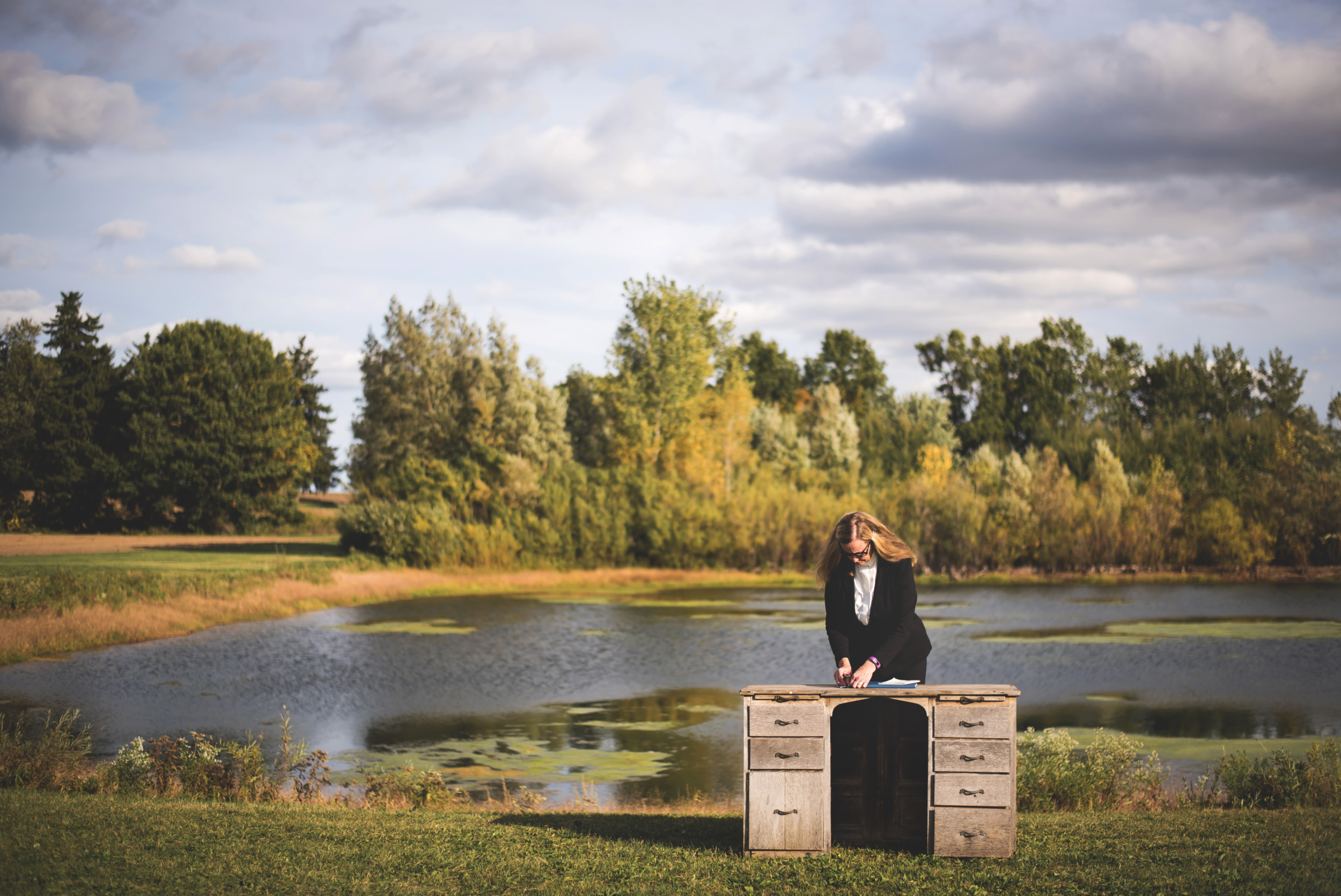 Wedding-Photos-Mount-Pleasant-Farm-Photographer-Wedding-Hamilton-GTA-Niagara-Oakville-Toronto-Moments-by-Lauren-Photography-Photo-Image-2.png