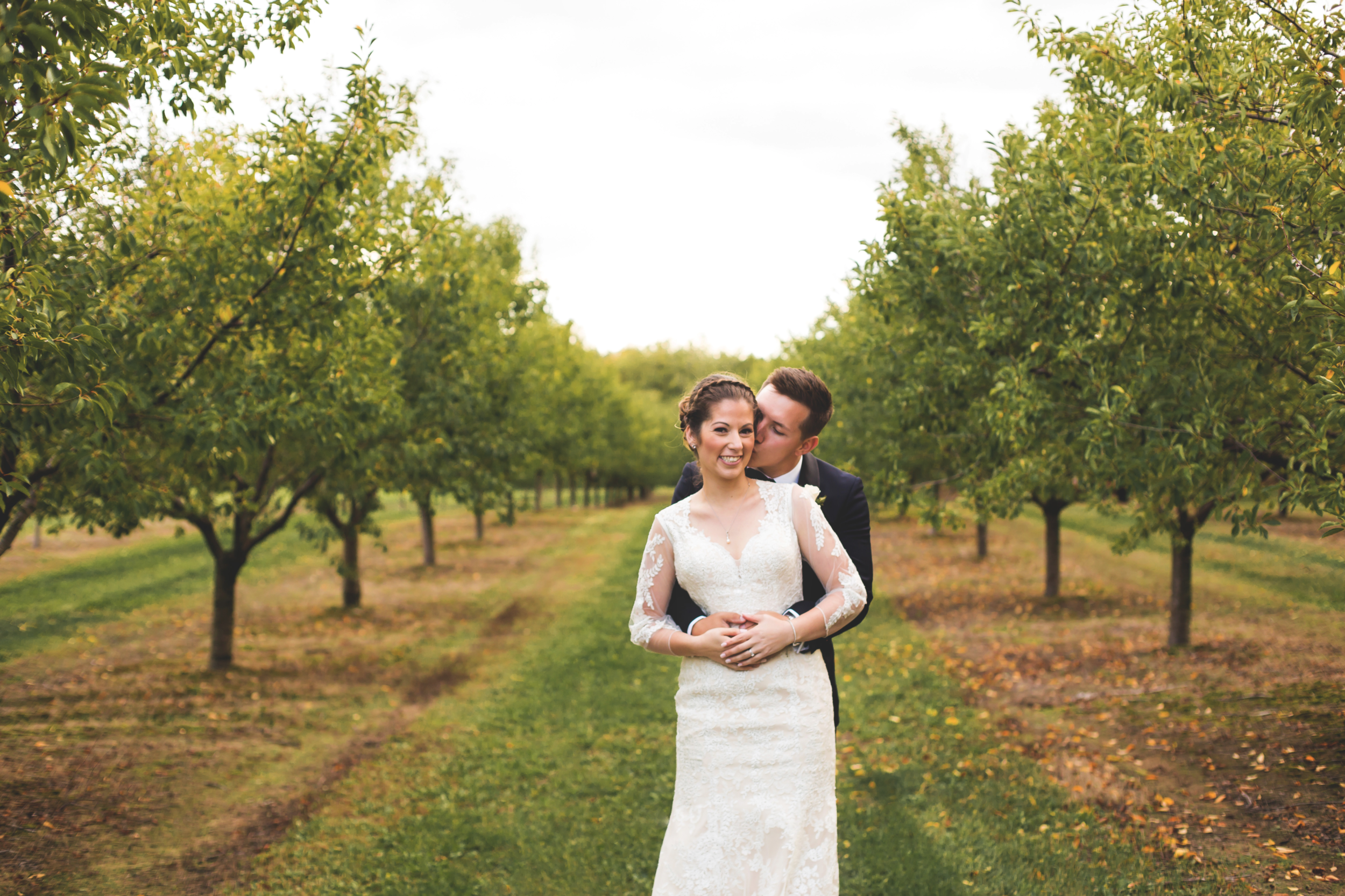 Wedding-Photos-Mount-Pleasant-Farm-Photographer-Wedding-Hamilton-GTA-Niagara-Oakville-Toronto-Moments-by-Lauren-Photography-Photo-Image-19.png