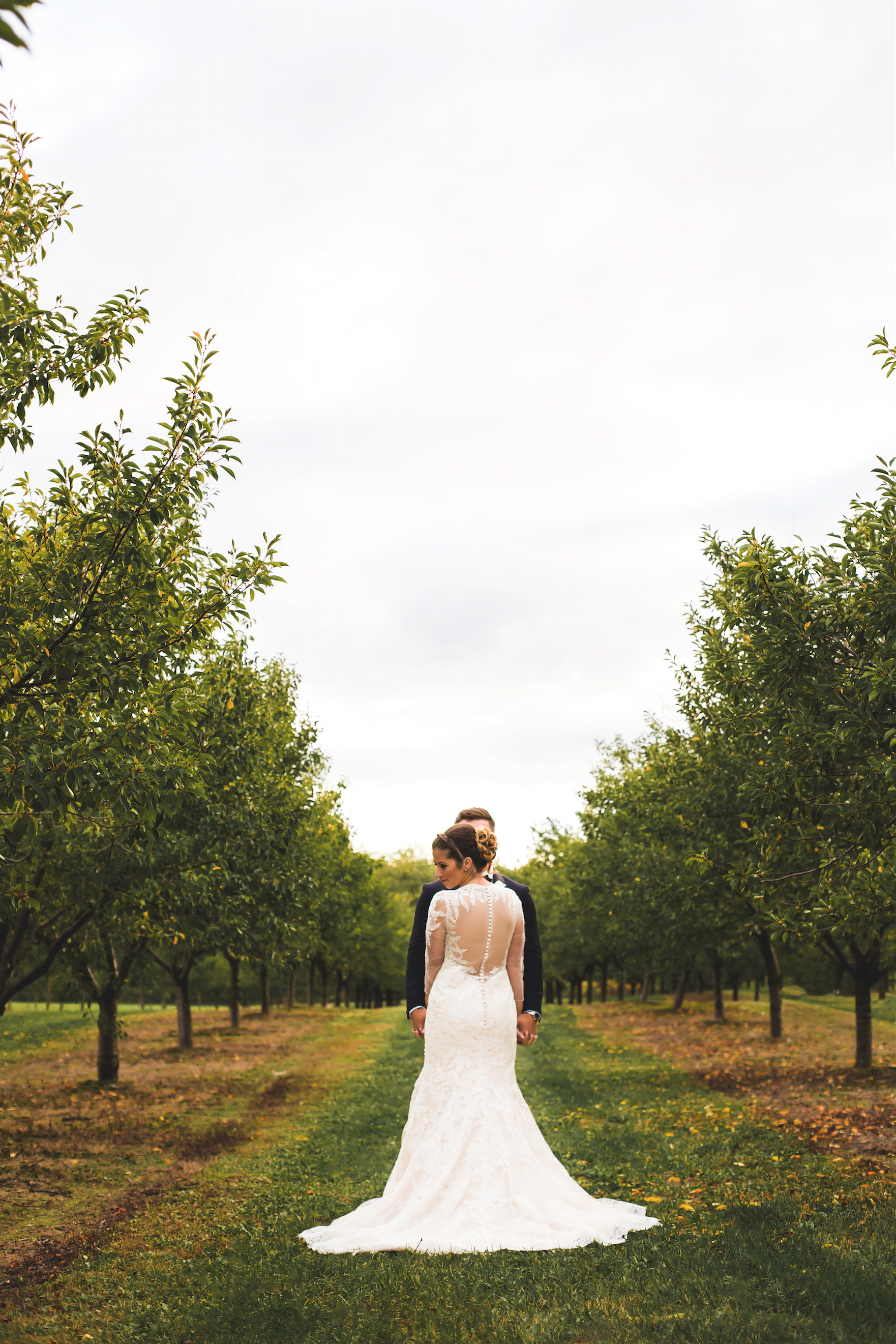 Wedding-Photos-Mount-Pleasant-Farm-Photographer-Wedding-Hamilton-GTA-Niagara-Oakville-Toronto-Moments-by-Lauren-Photography-Photo-Image-29.png