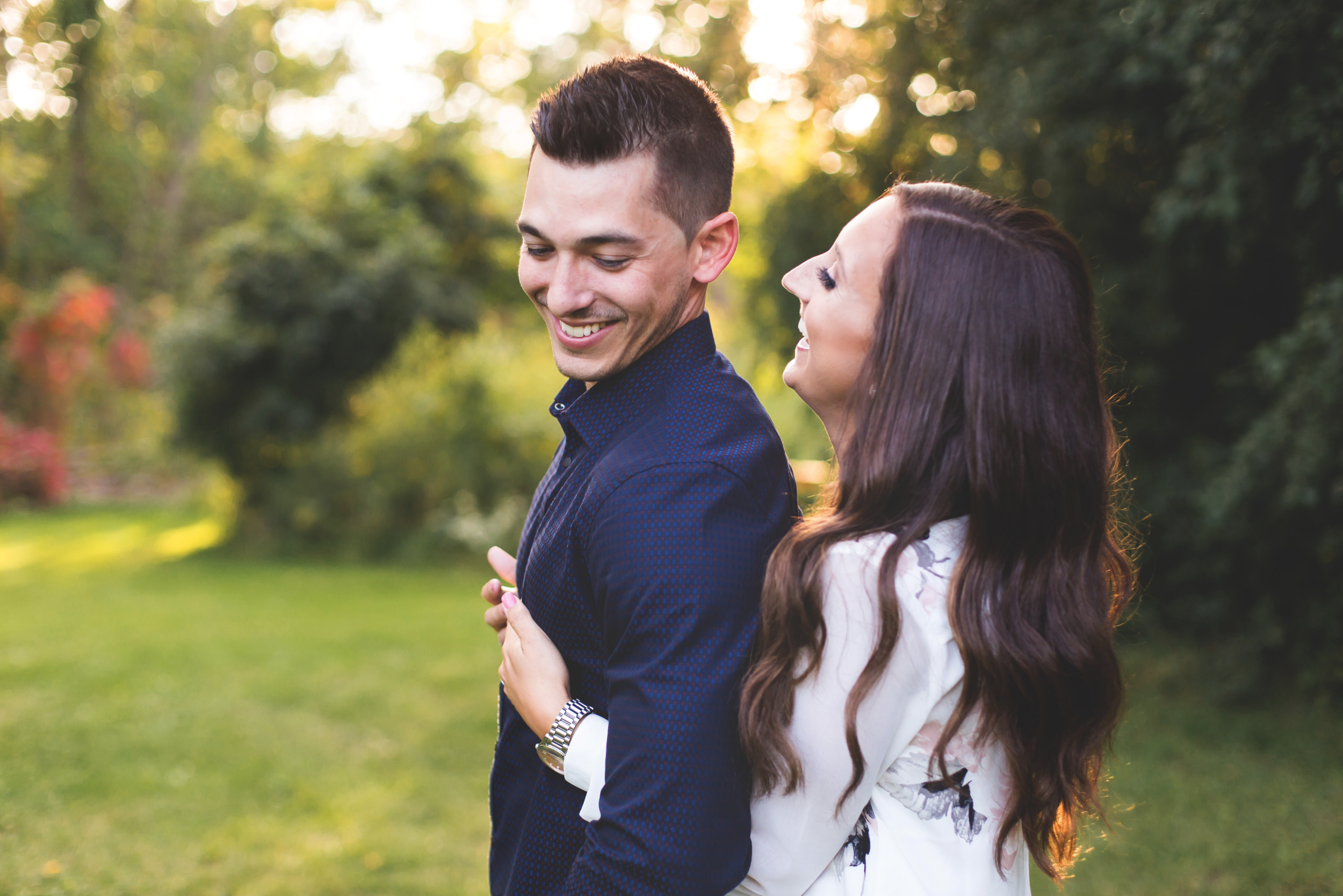 Engagement-Session-Hamilton-Burlington-Oakville-Toronto-Niagara-Wedding-Photographer-Engaged-Photography-Session-HamOnt-Moments-by-Lauren-Photo-Image-11.png