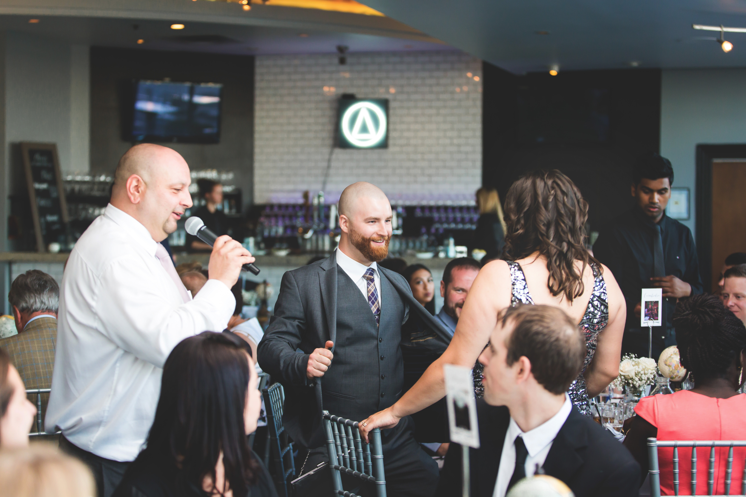 Wedding-Harbour-Banquet-Center-Oakville-Photographer-Wedding-Hamilton-Saint-James-Espresso-Downtown-HamOnt-GTA-Niagara-Toronto-Moments-by-Lauren-Photography-Photo-Image-61.png